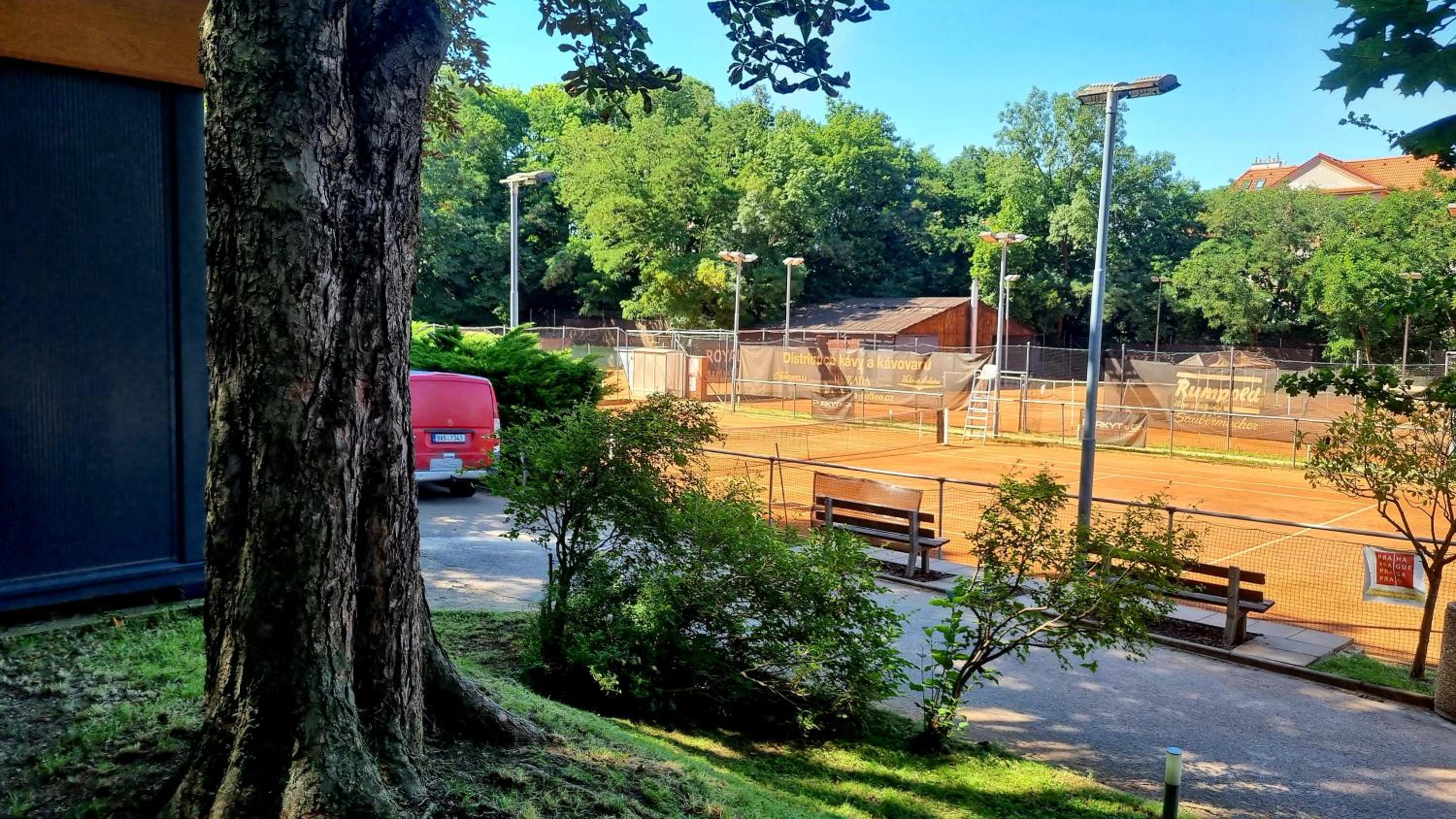 Tenis Cibulka Suites