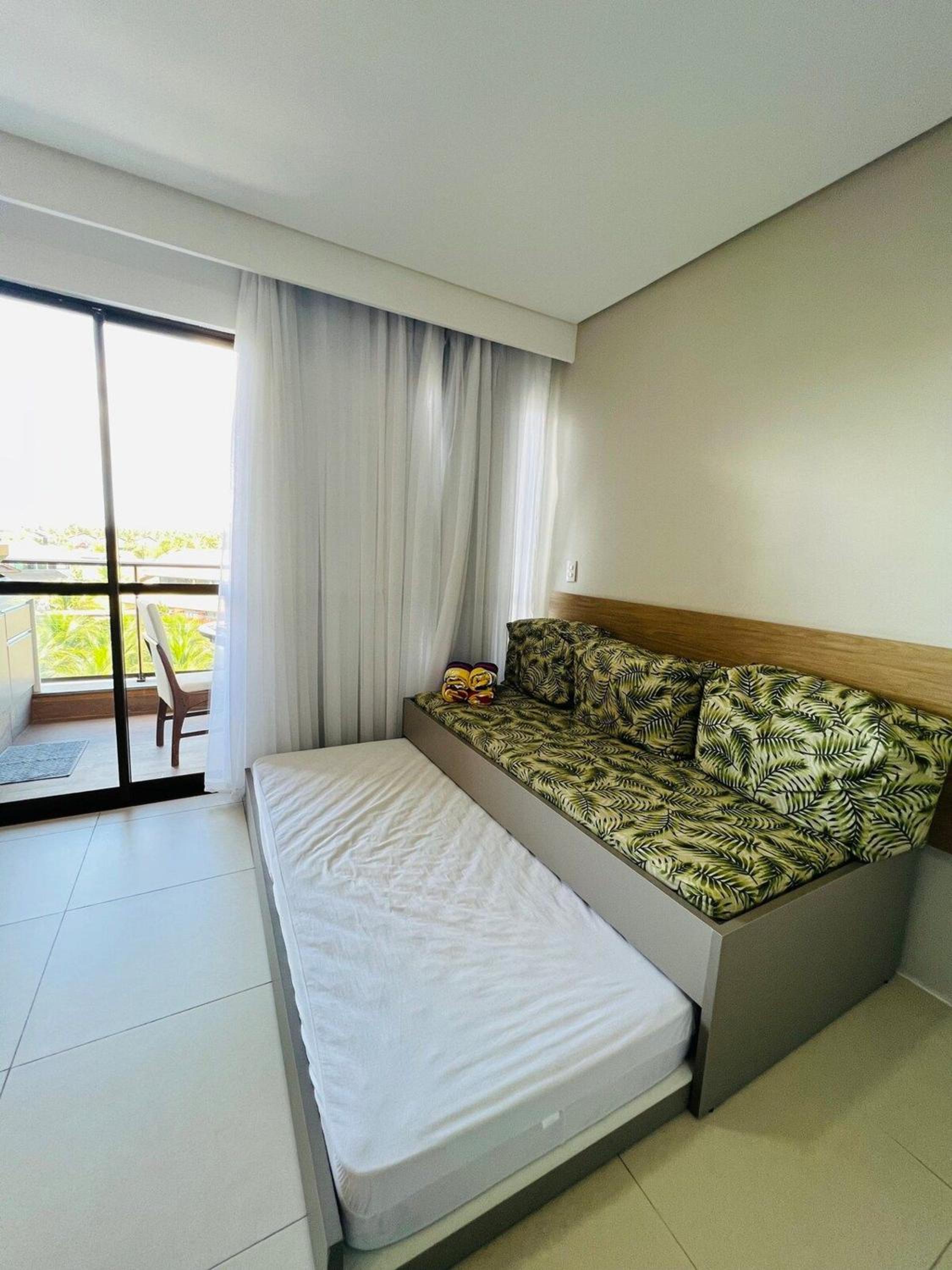 Flats, Apartamentos e Bangalôs na Praia dos Carneiros, ao lado da Igrejinha de São Benedito