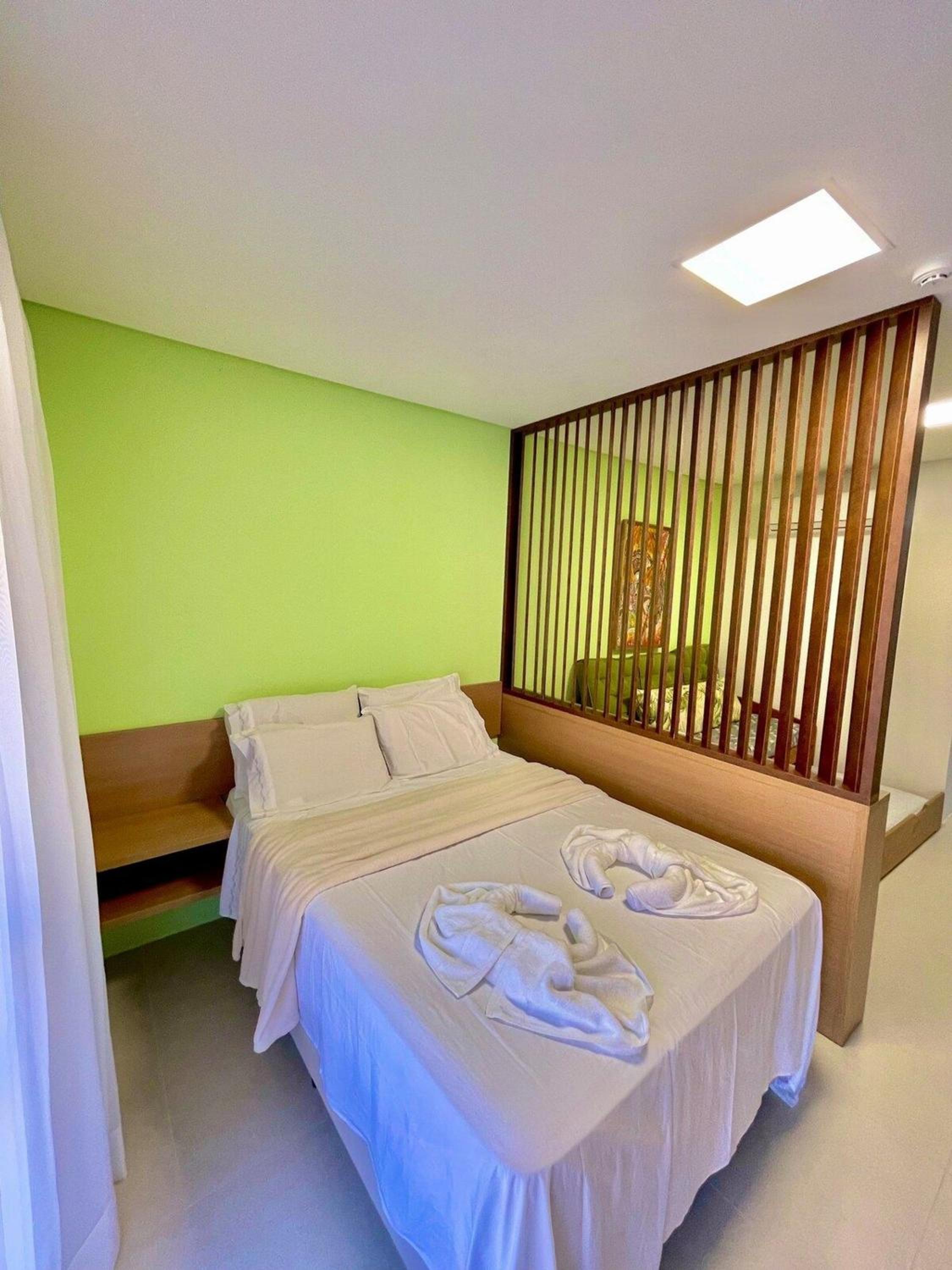 Flats, Apartamentos e Bangalôs na Praia dos Carneiros, ao lado da Igrejinha de São Benedito