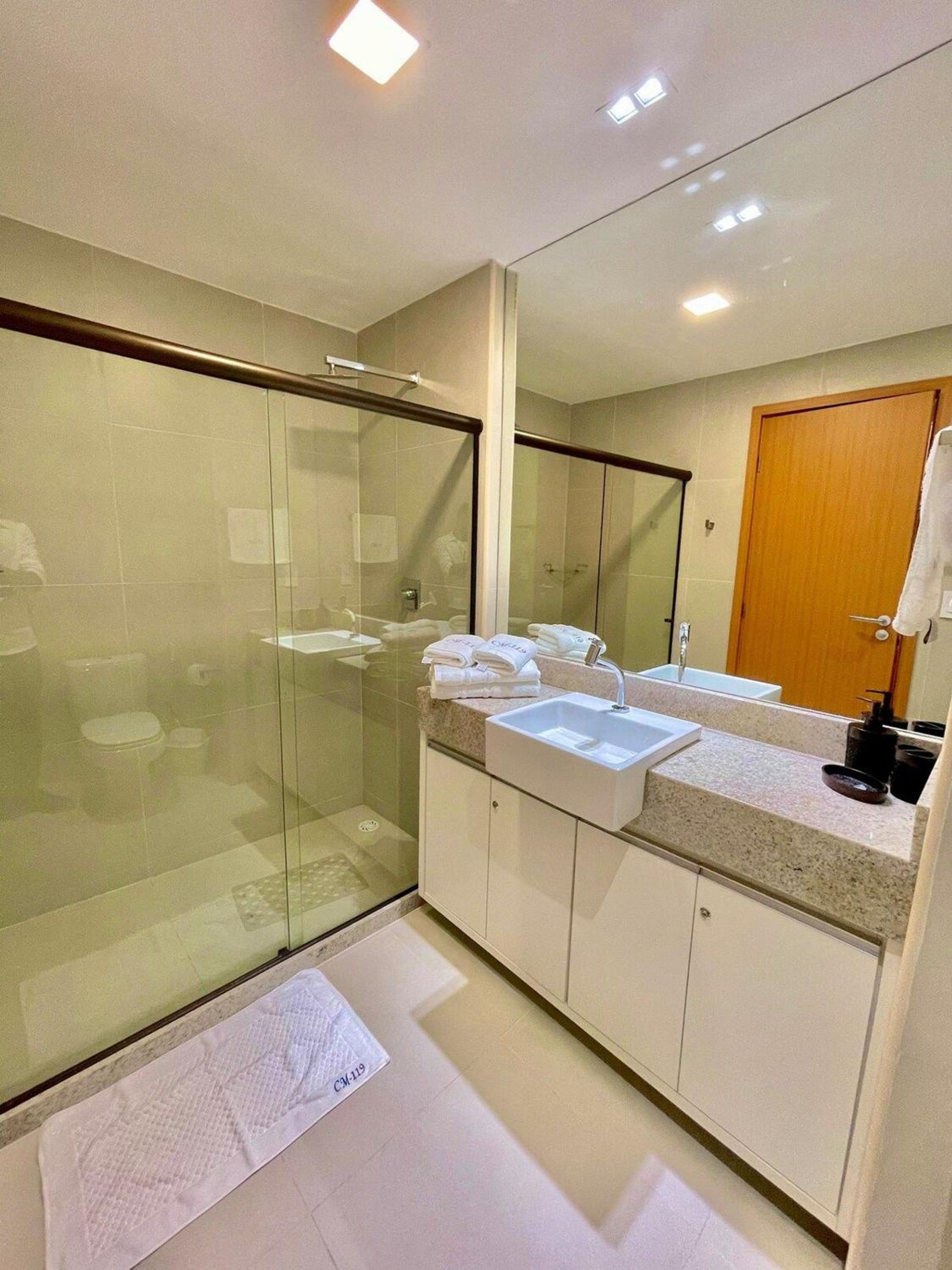 Flats, Apartamentos e Bangalôs na Praia dos Carneiros, ao lado da Igrejinha de São Benedito