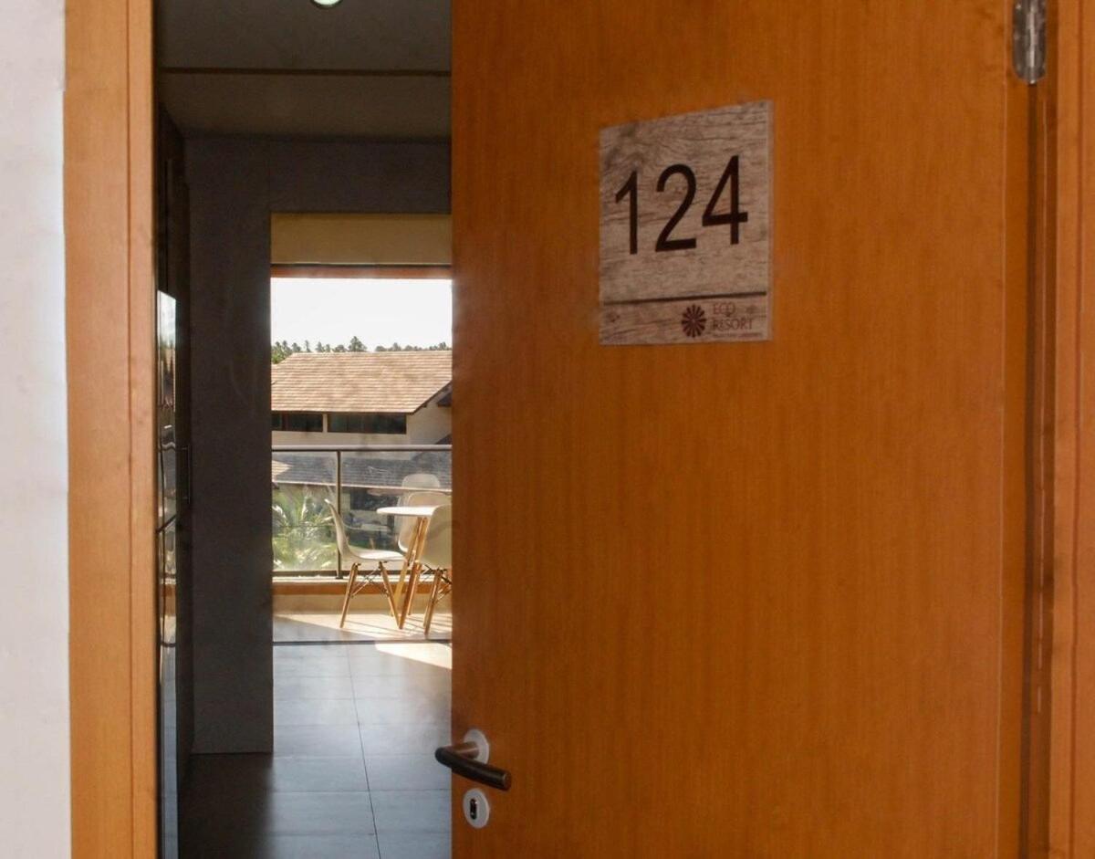 Flats, Apartamentos e Bangalôs na Praia dos Carneiros, ao lado da Igrejinha de São Benedito
