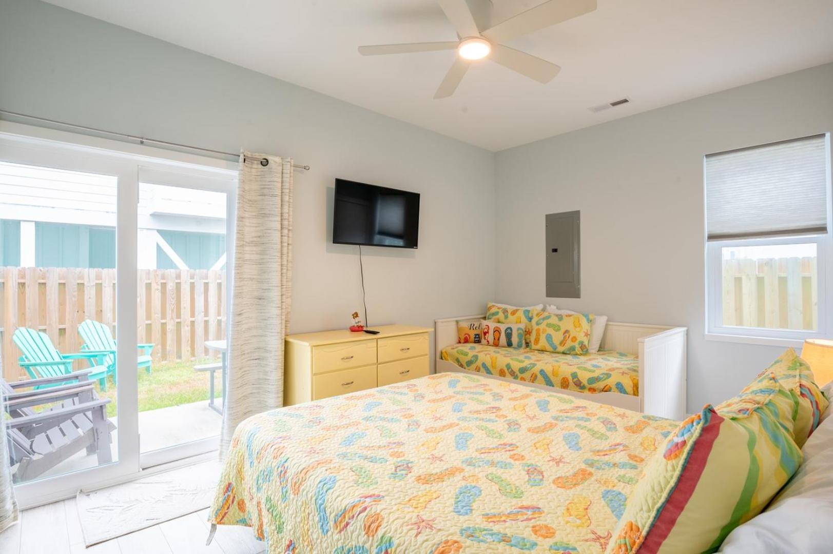Oceanview and Pet Friendly at Tide and Seek