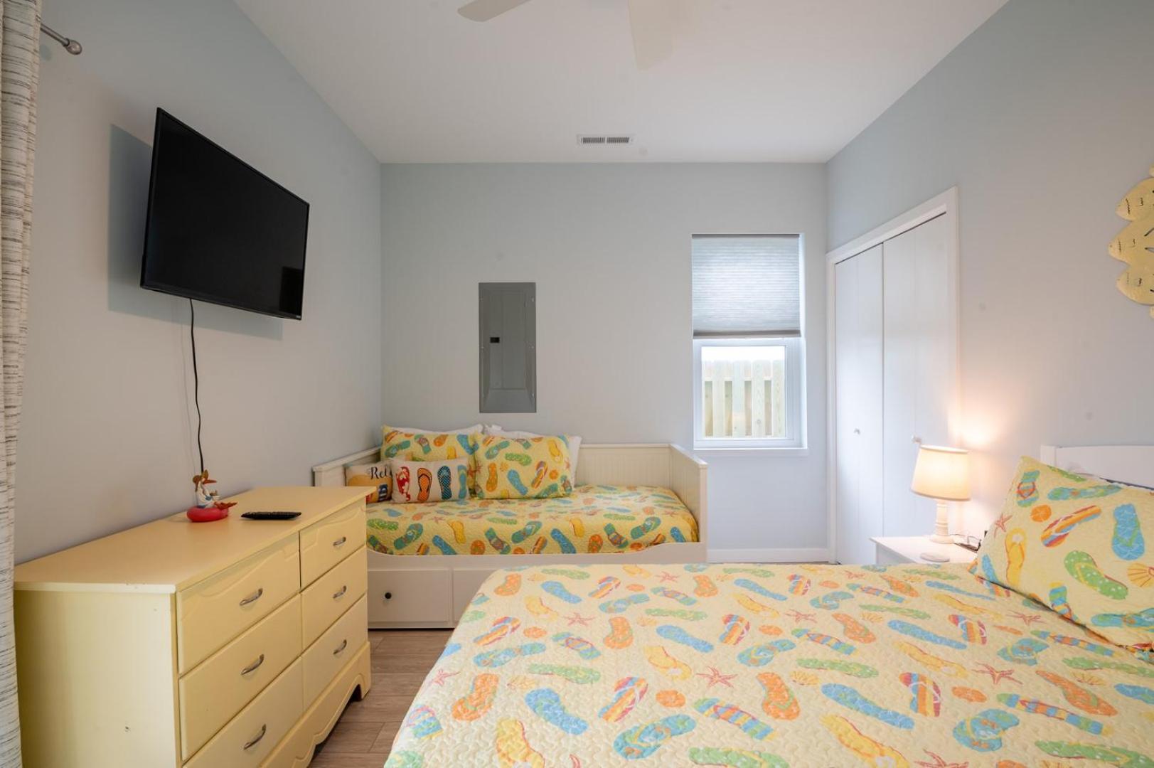 Oceanview and Pet Friendly at Tide and Seek