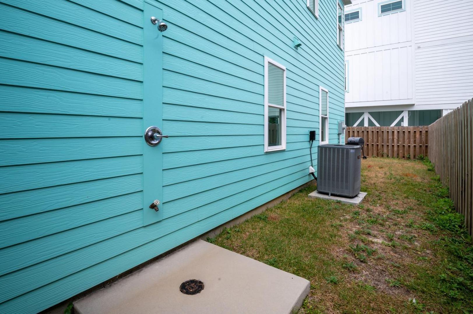Oceanview and Pet Friendly at Tide and Seek