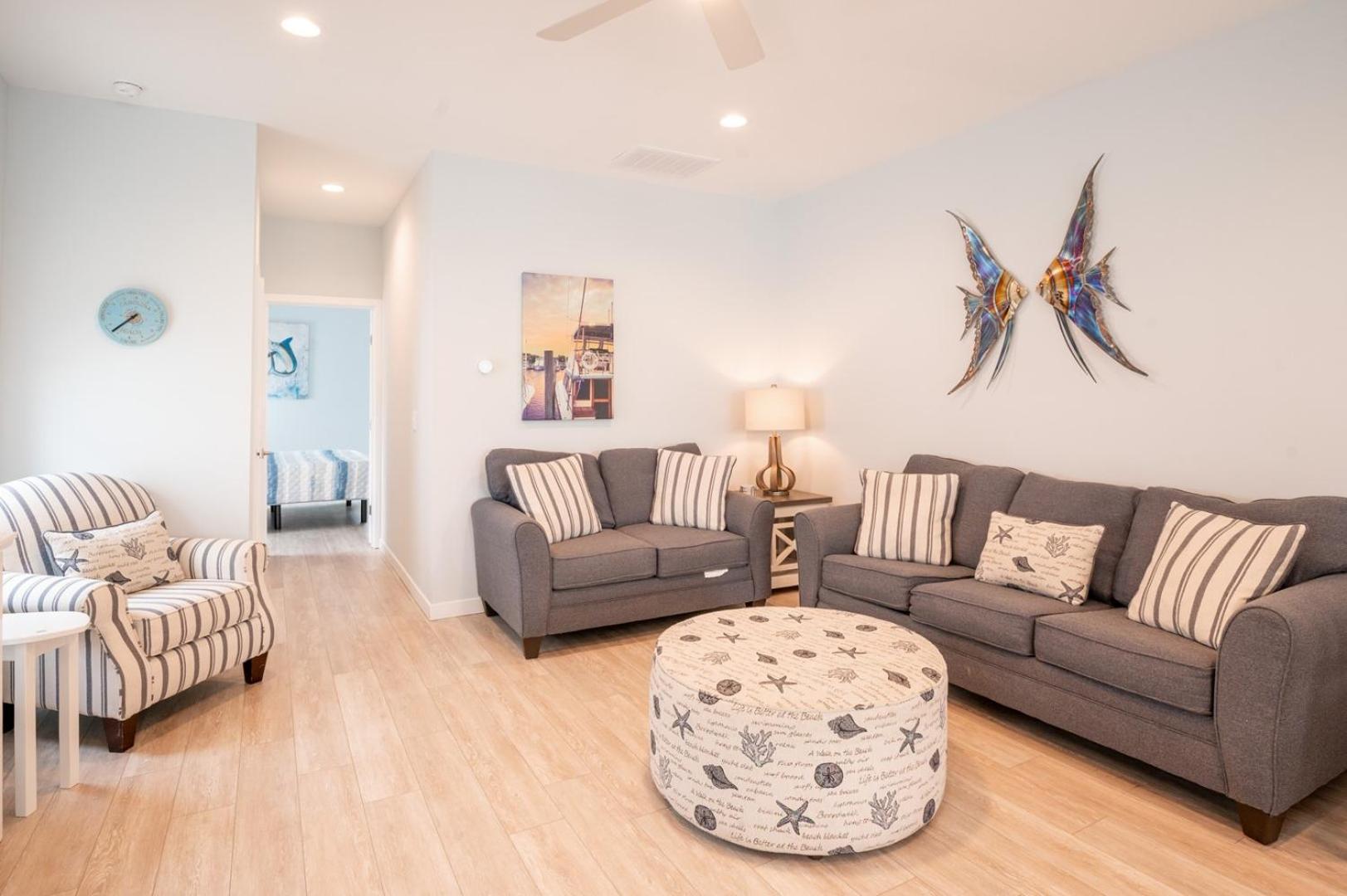 Oceanview and Pet Friendly at Tide and Seek