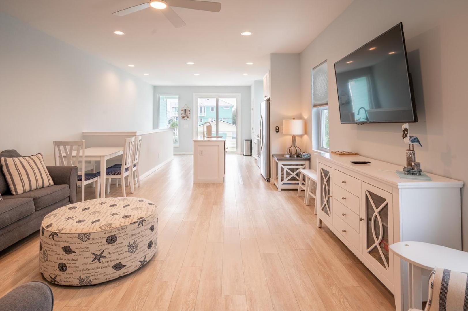 Oceanview and Pet Friendly at Tide and Seek