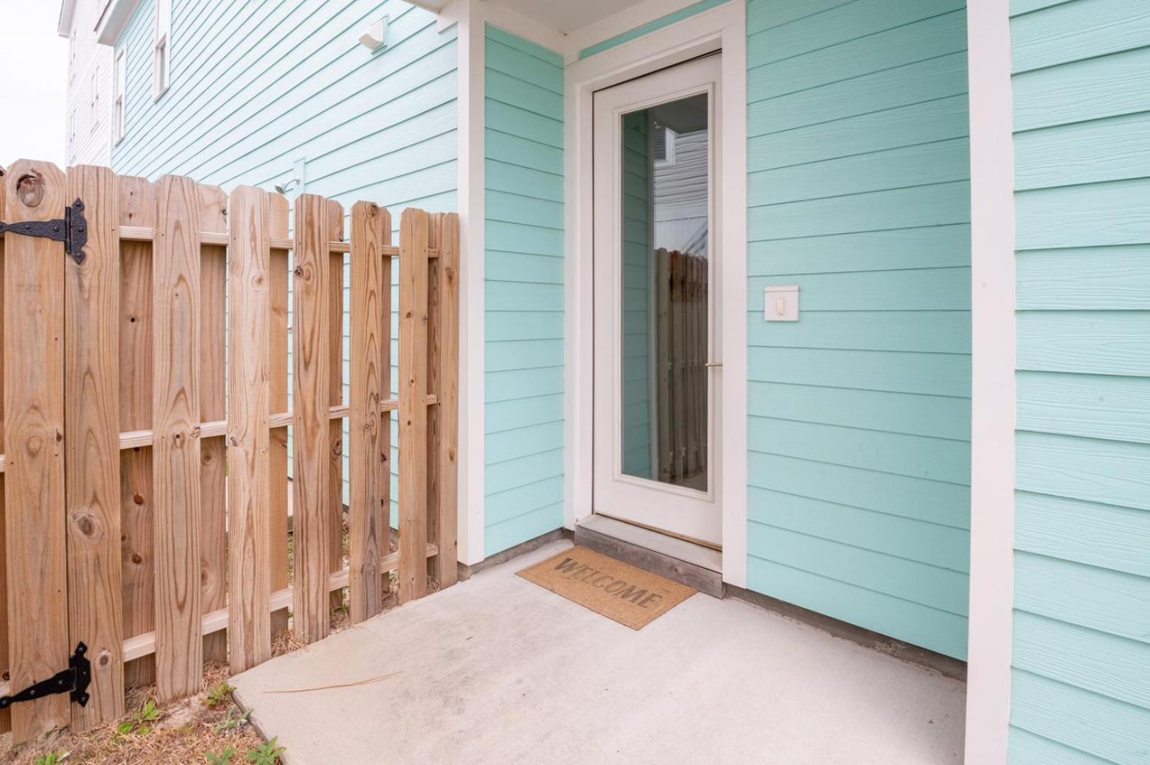 Oceanview and Pet Friendly at Tide and Seek
