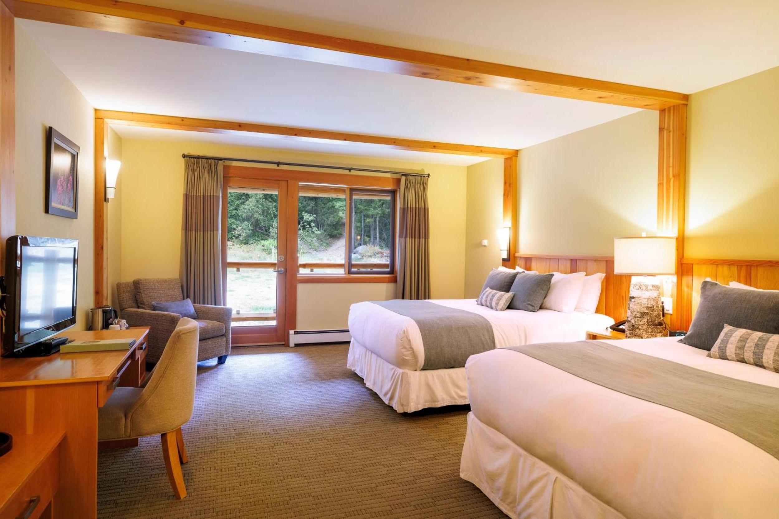 Tyax Lodge & Heliskiing