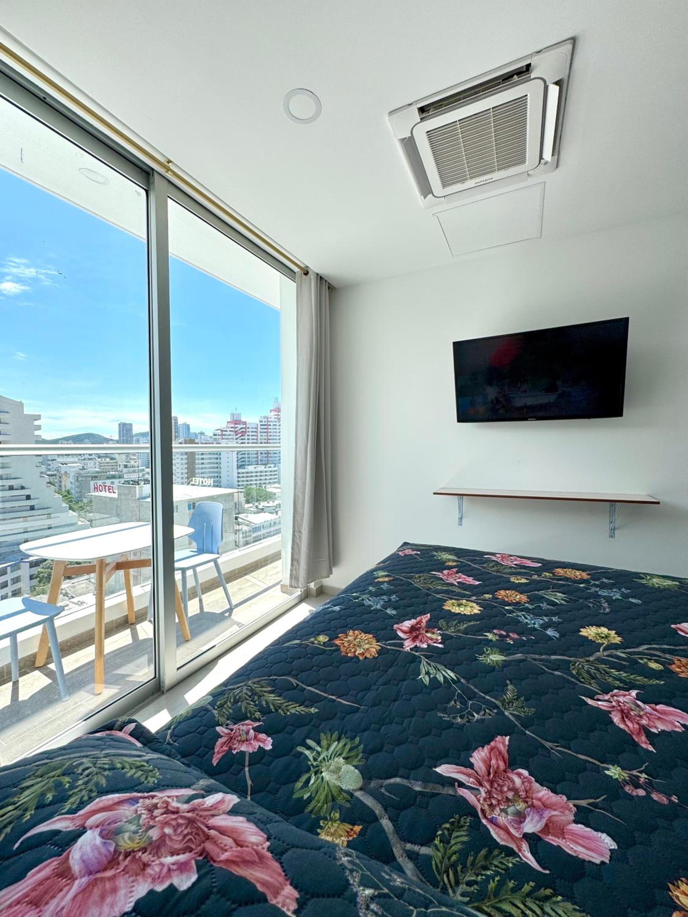 Apartamento con hermosa vista y piscina en Santa Marta