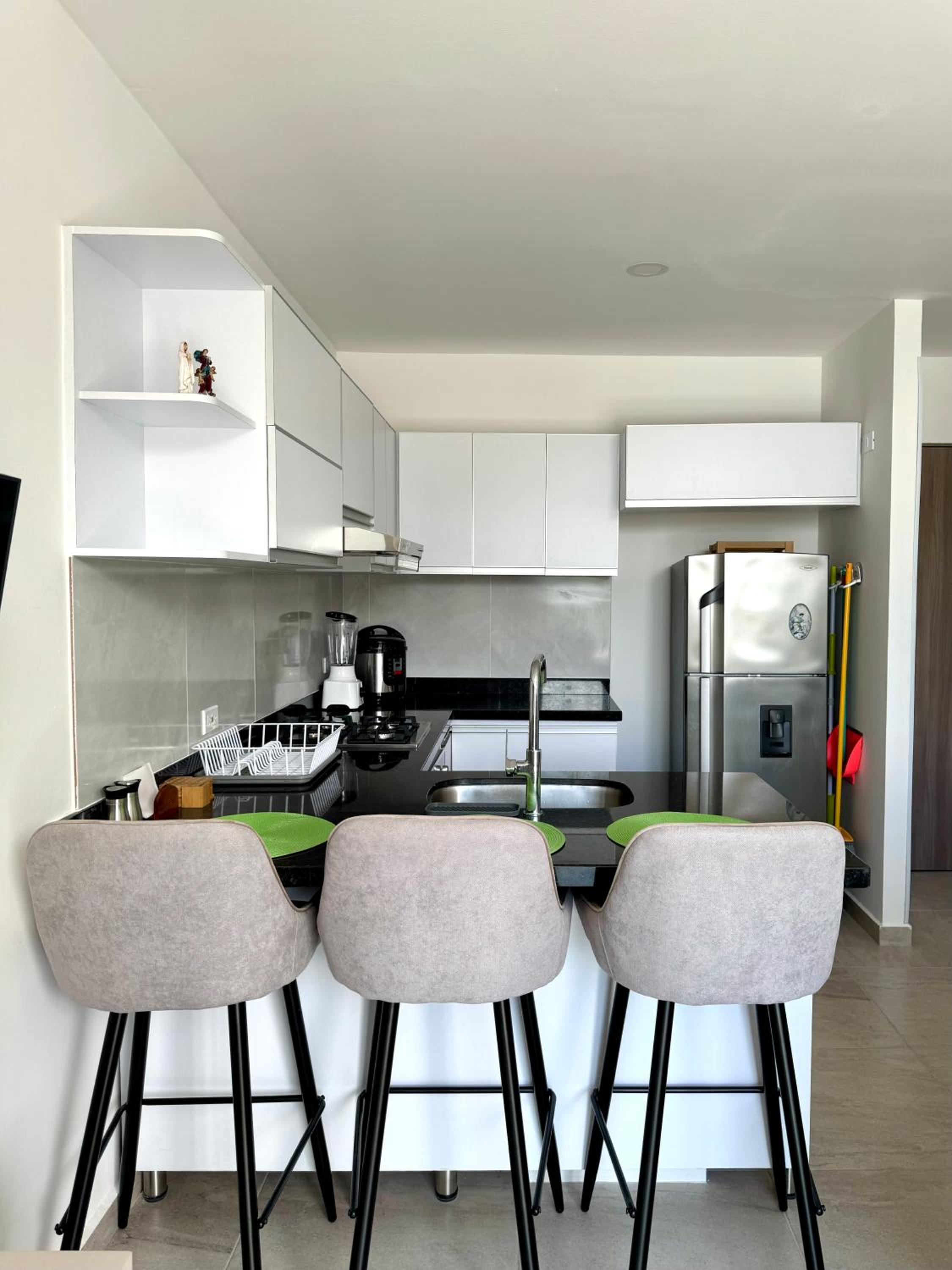 Apartamento con hermosa vista y piscina en Santa Marta
