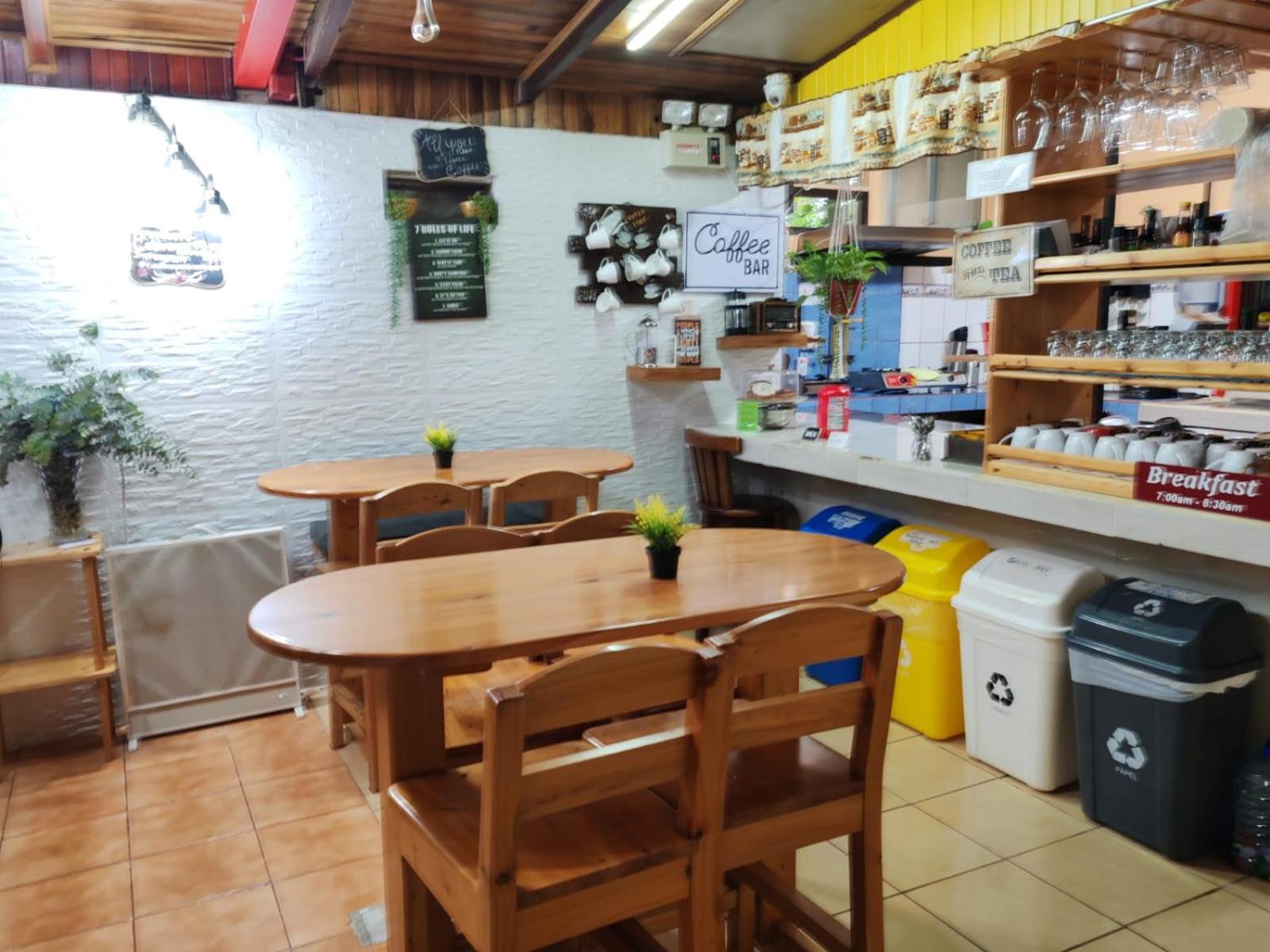 Cabinas El Pueblo B&B Monteverde