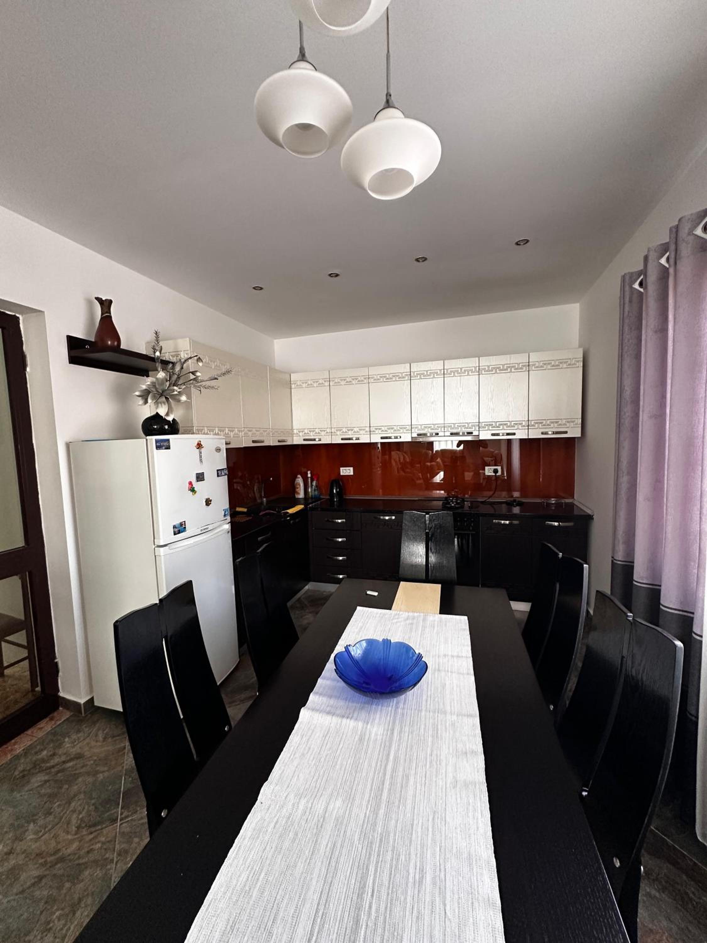 Elezi Apartment City Centre 3