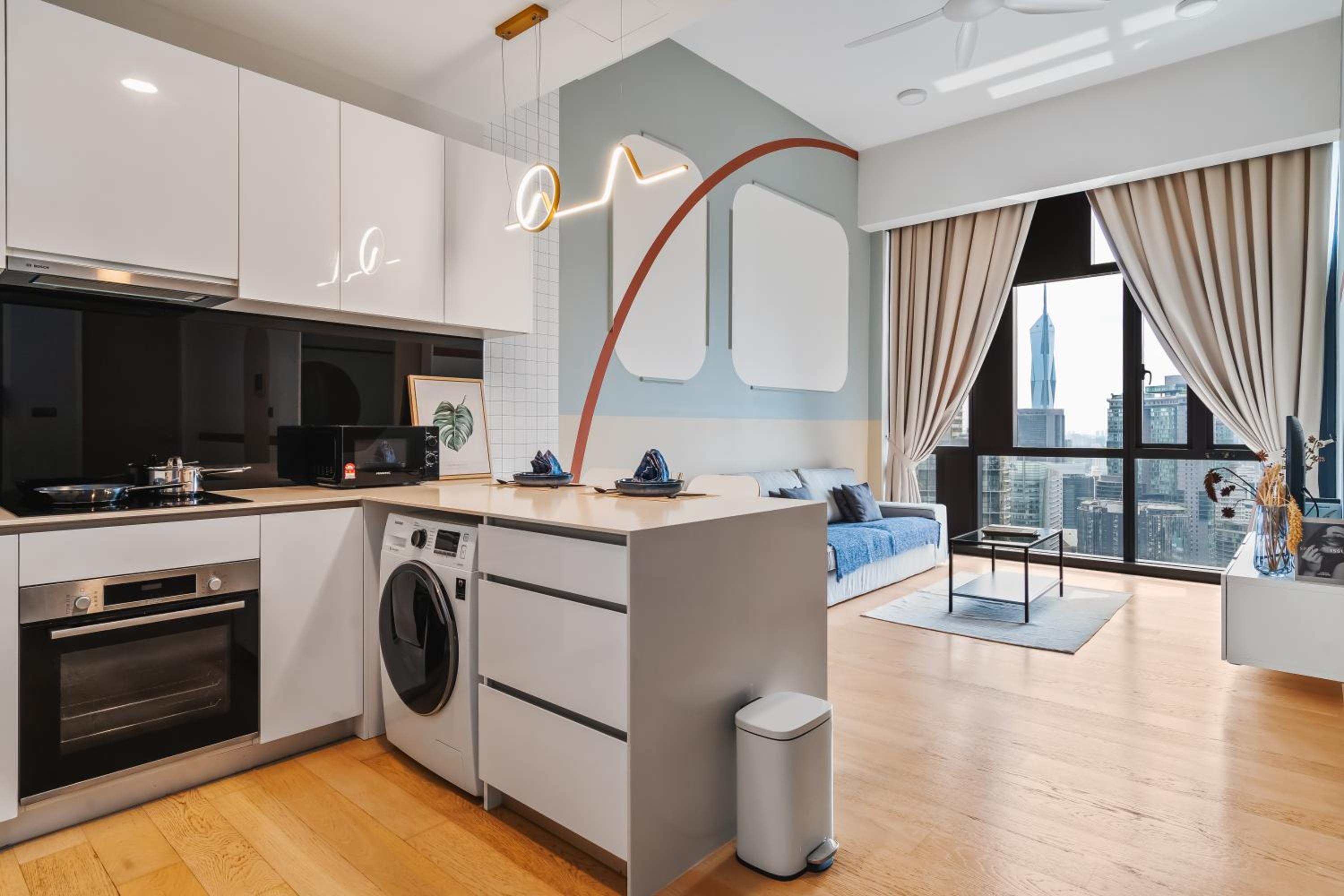 Iconic KLCC Twin Tower View - 2BR Premier Suite