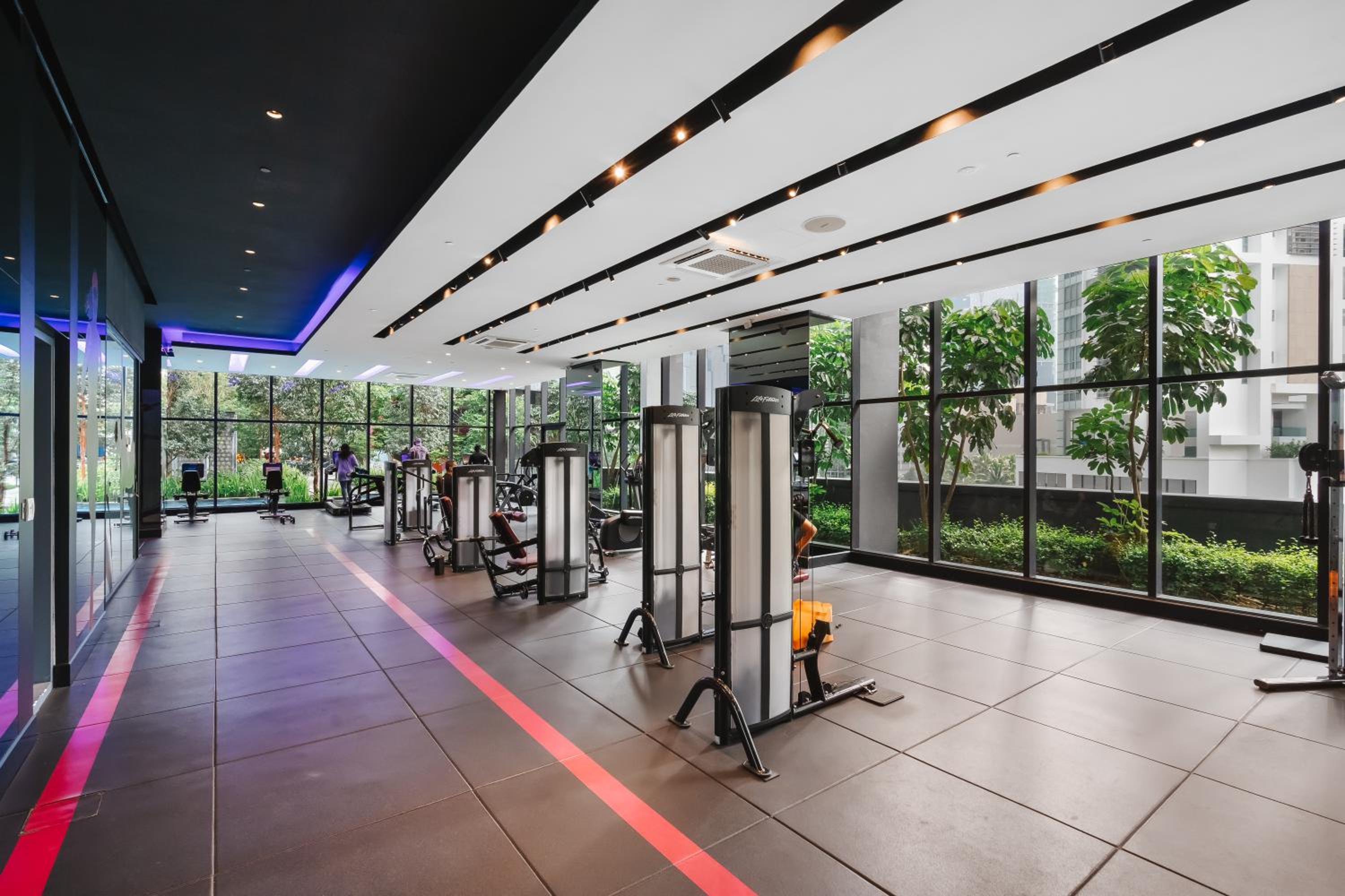 Iconic KLCC Twin Tower View - 2BR Premier Suite