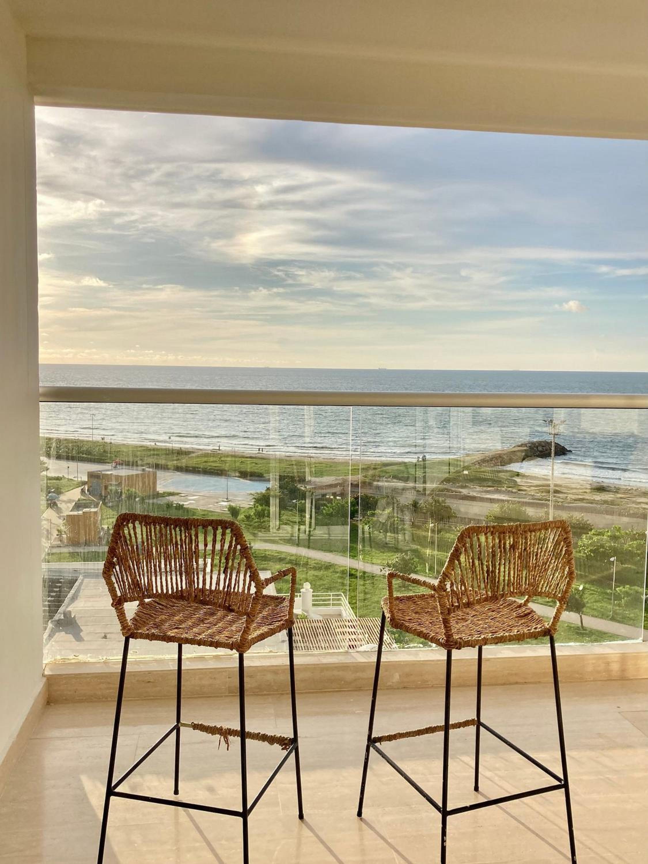 Suite -Relajante Tina Vista al Mar-Atardecer CB803