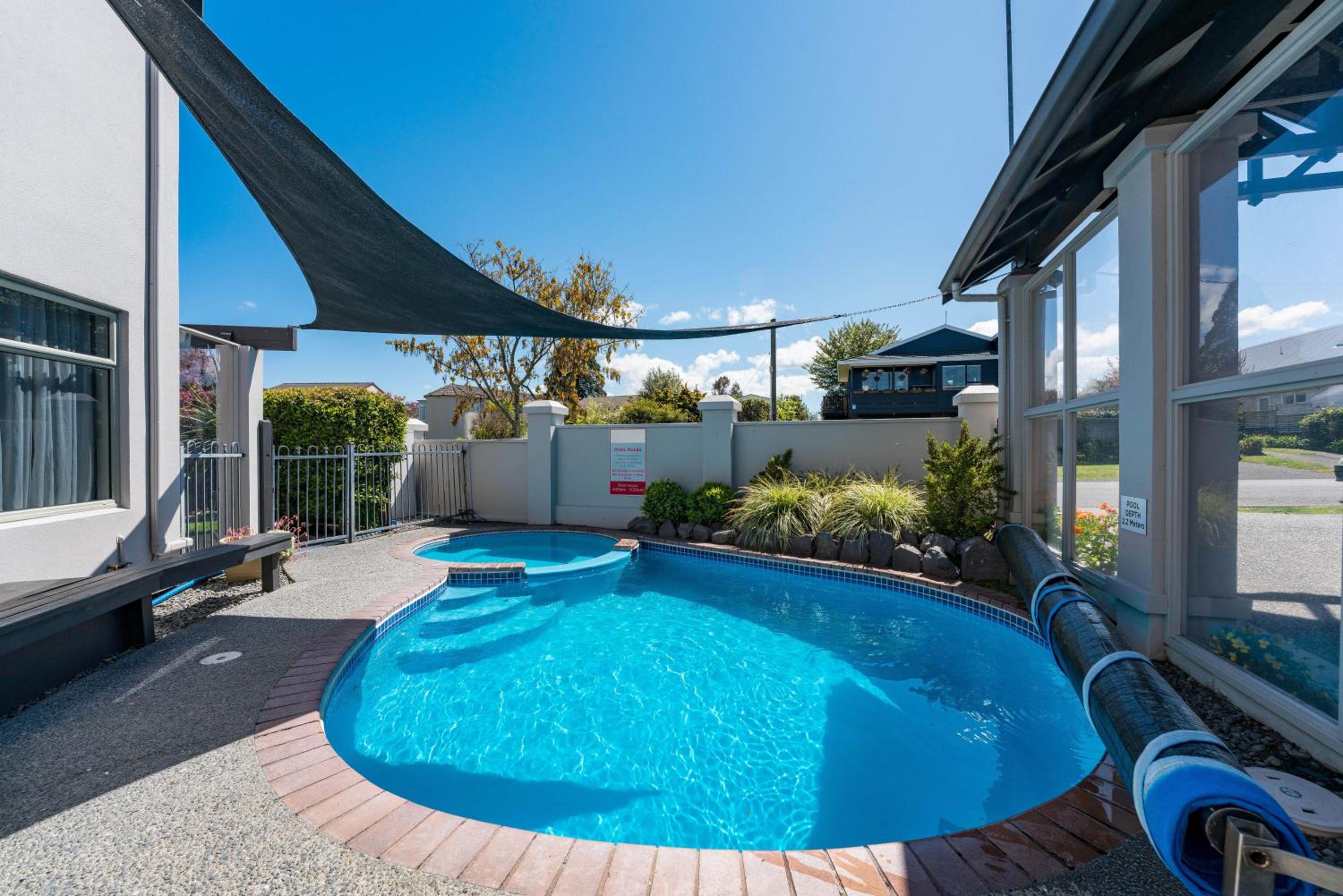 Central Retreat - Lake Taupo Holiday Apartment view 2