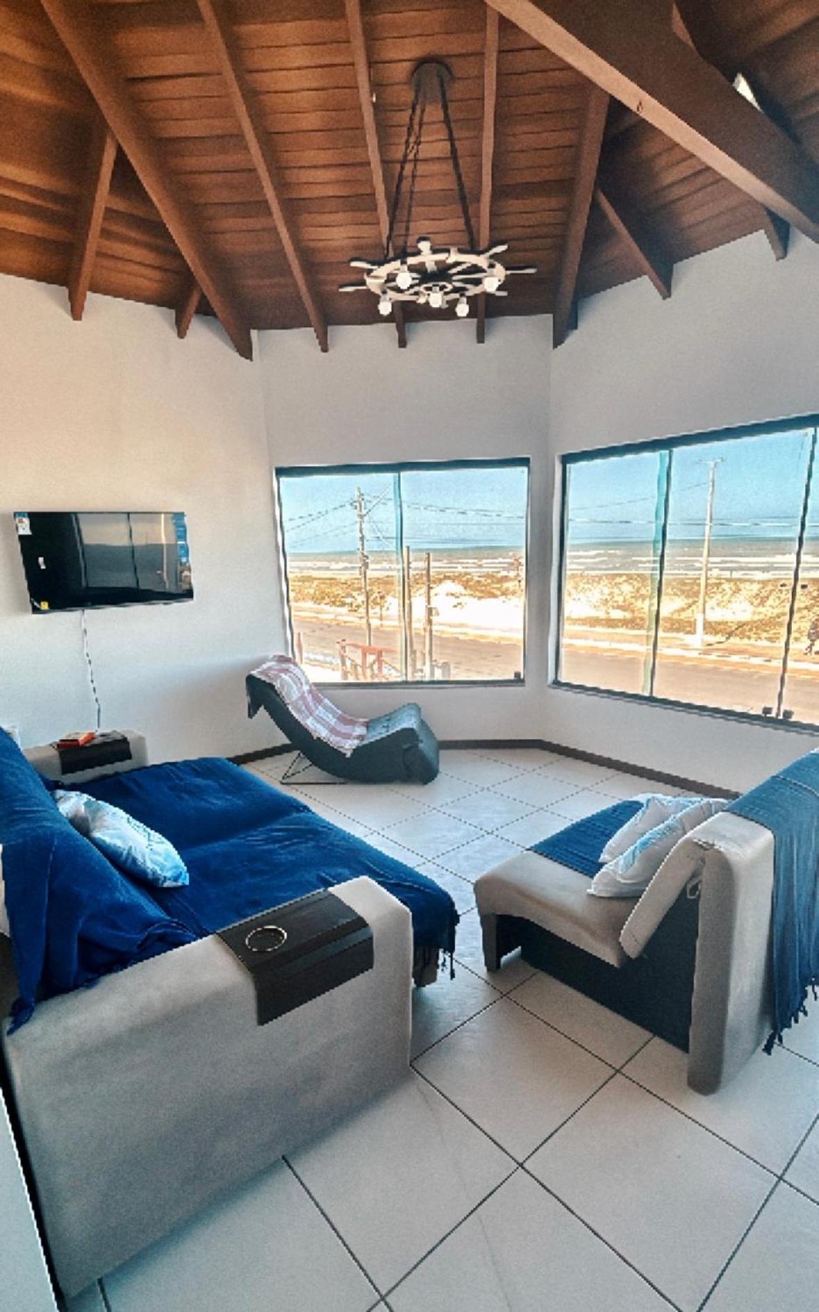 Moradas do Pier 2- apartamento a passos da areia, com vista perfeita da praia e plataforma em Tramandaí!