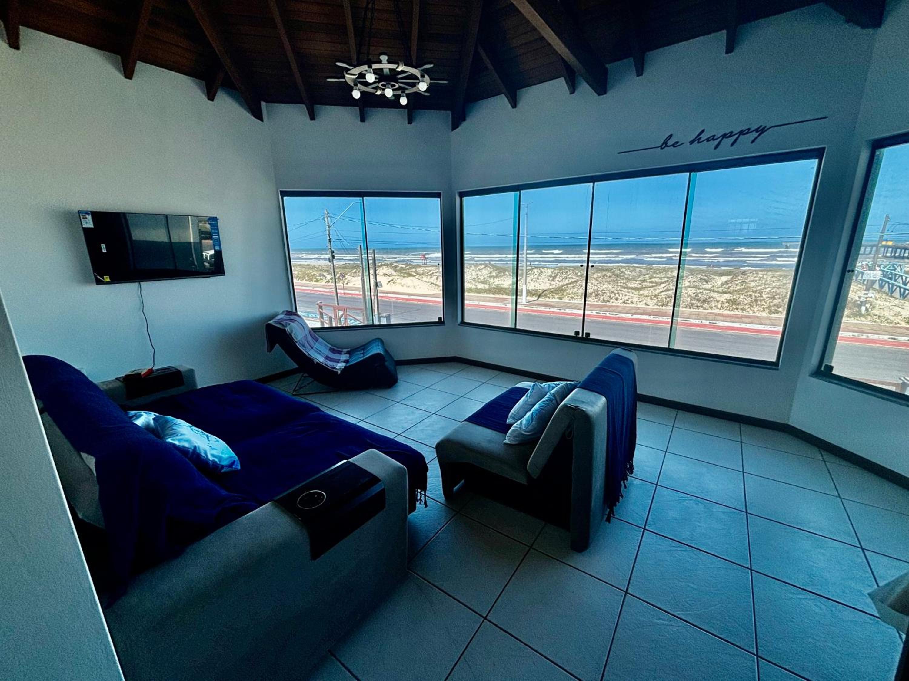 Moradas do Pier 2- apartamento a passos da areia, com vista perfeita da praia e plataforma em Tramandaí!