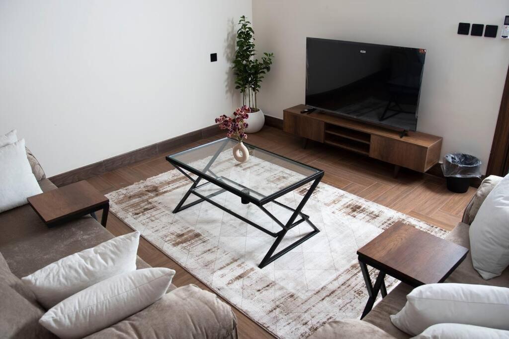 Family Apartment In Ar Rawdah view 3