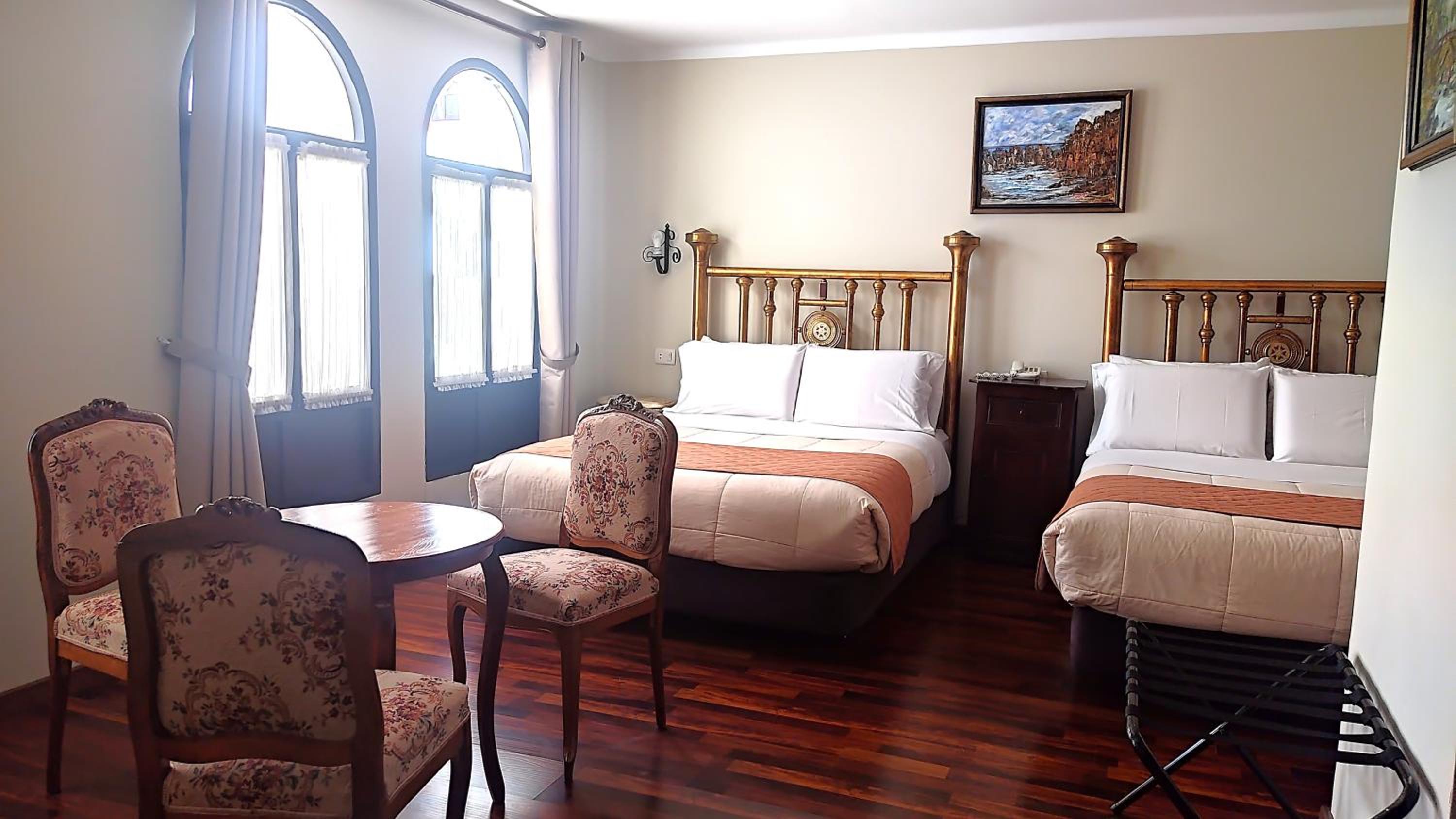 Colonial Hotel Boutique