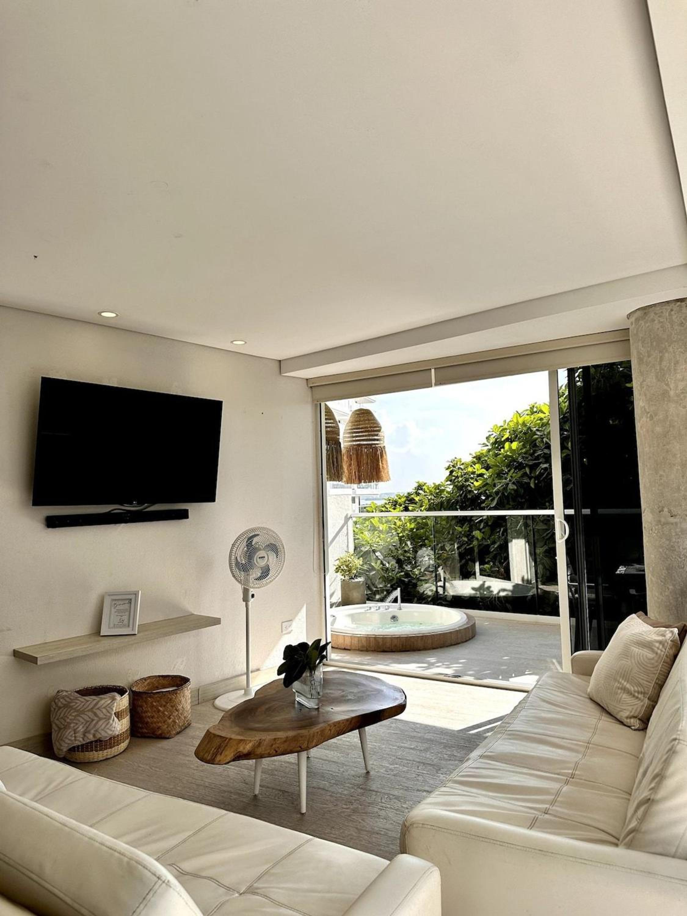 MQ601 Relajante y Natural Jacuzzi Privado