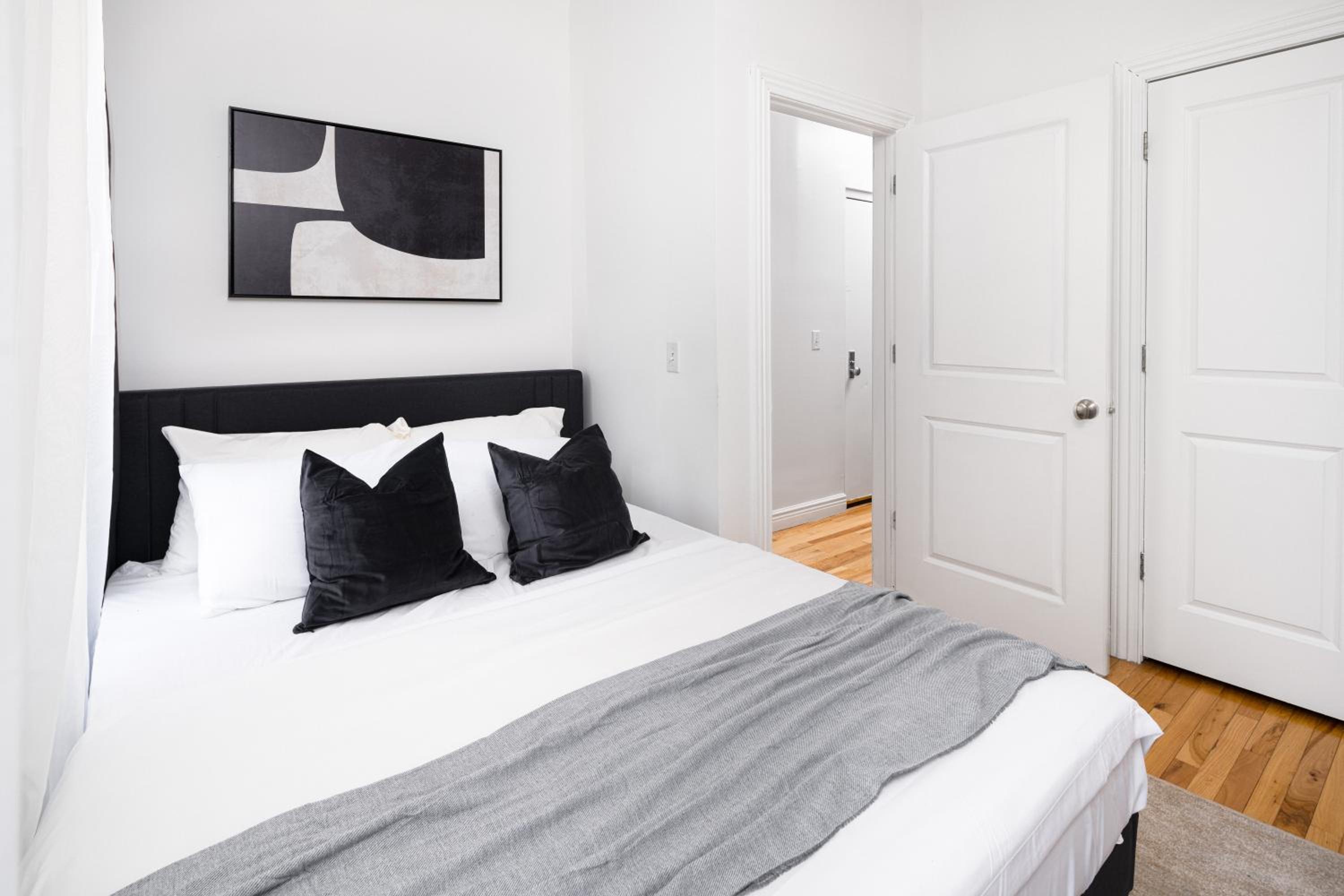 Charming 3Bd in Manhattan