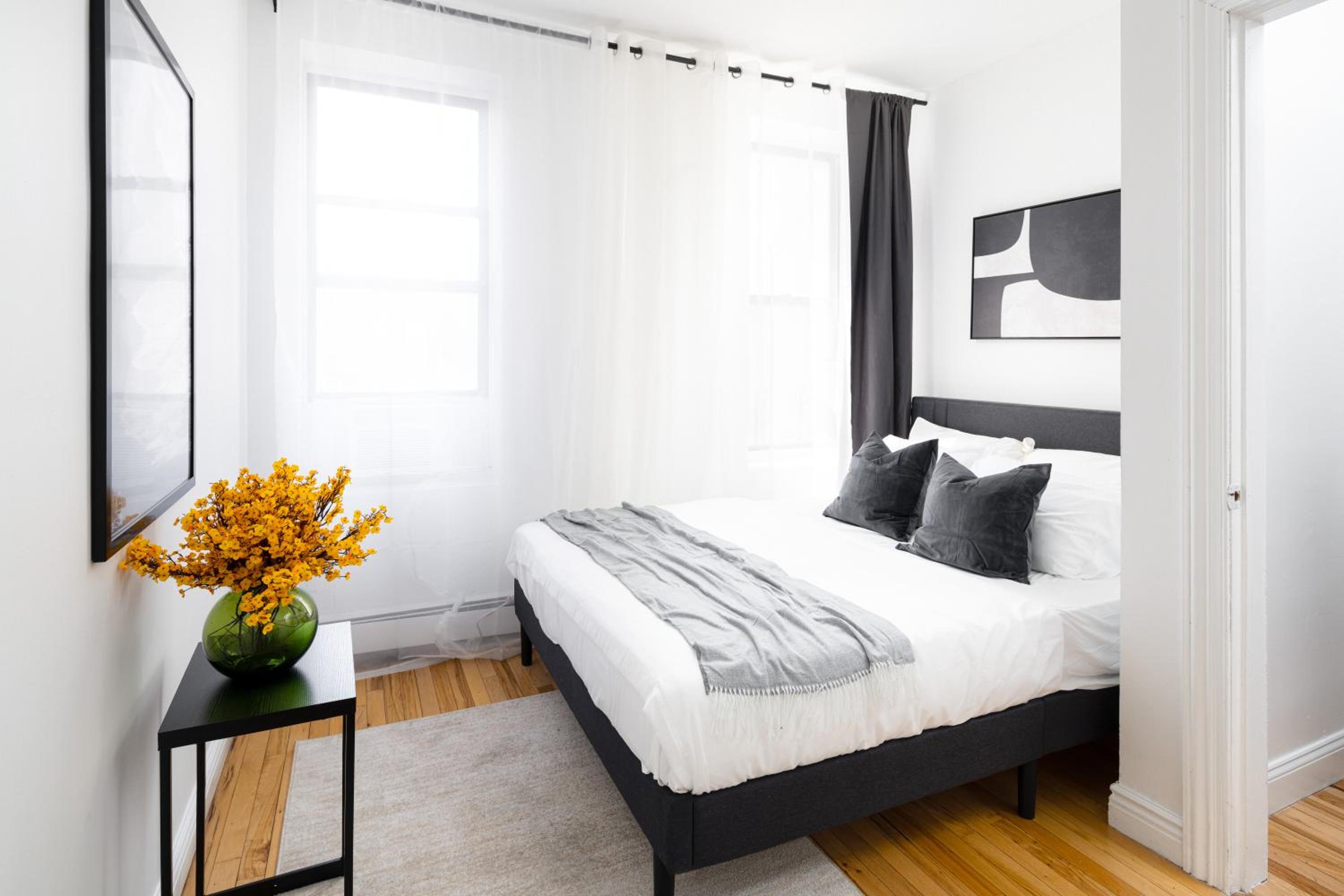 Charming 3Bd in Manhattan