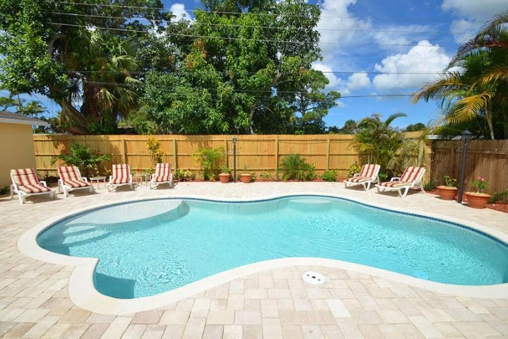 Palm Breeze view 5