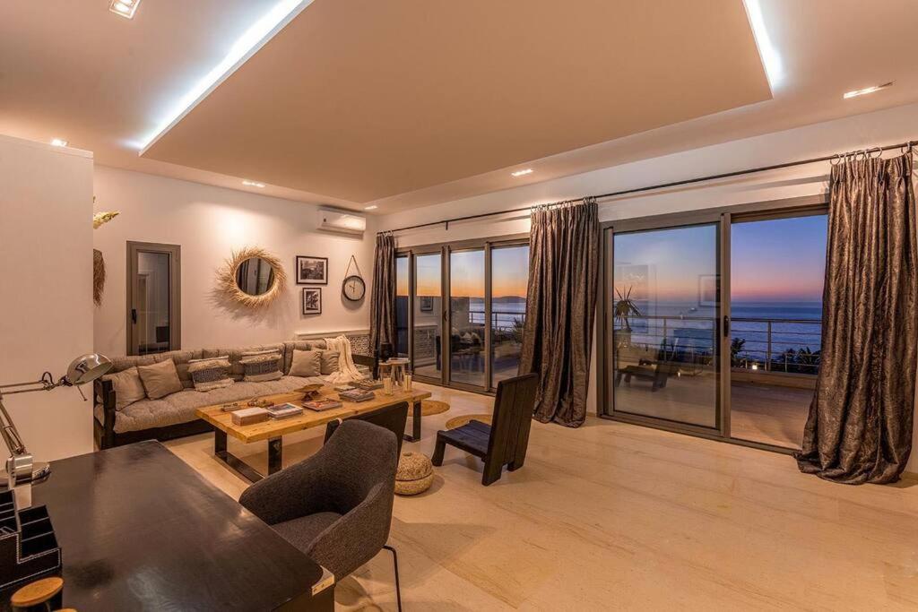 Villa Borderline