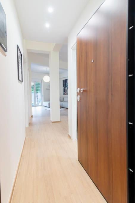 Luana's Charming Apart in Pagrati