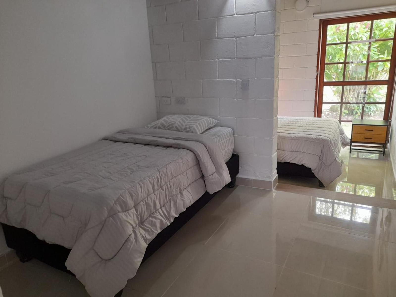 Hotel MACA lago calima