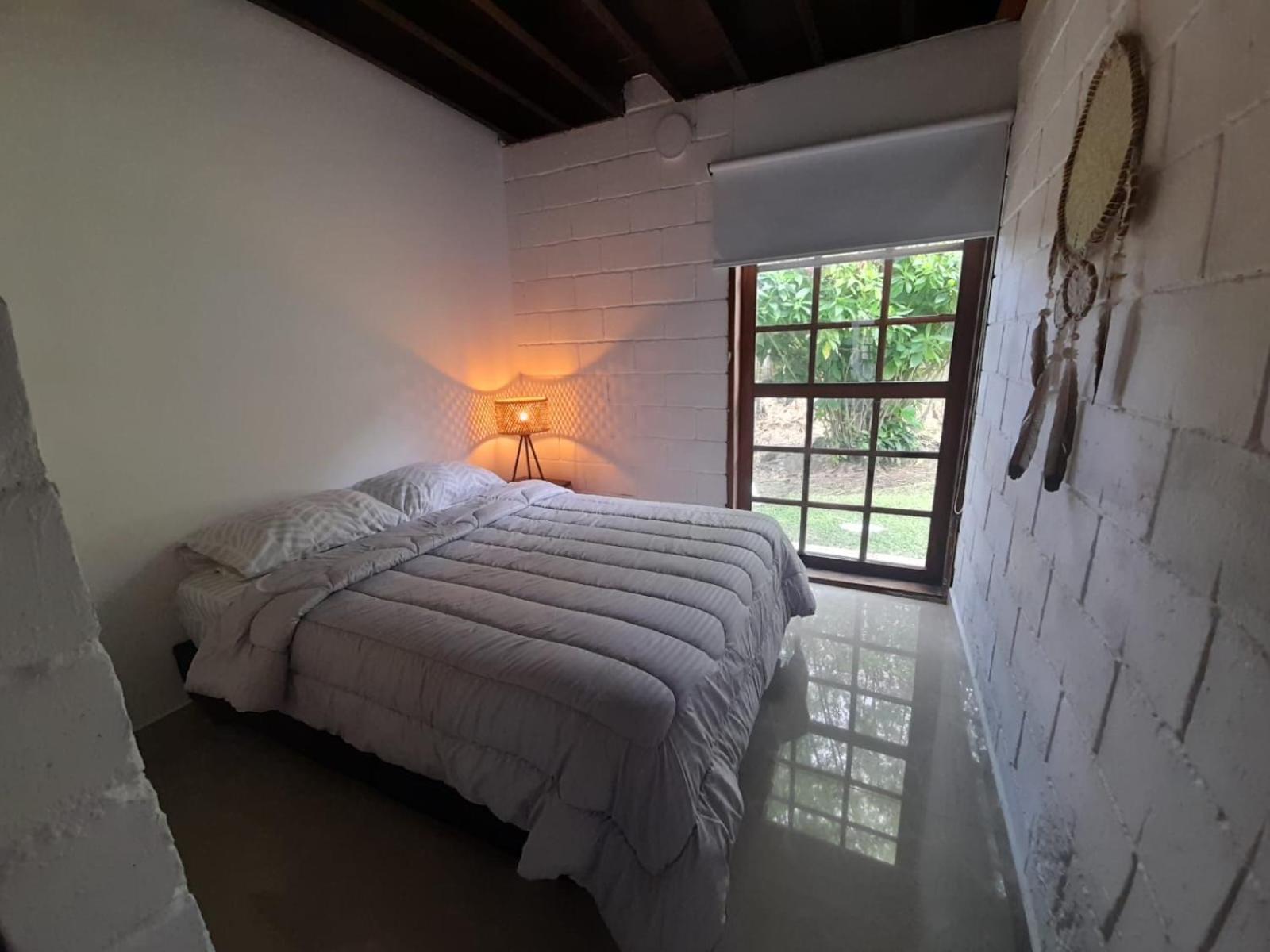 Hotel MACA lago calima