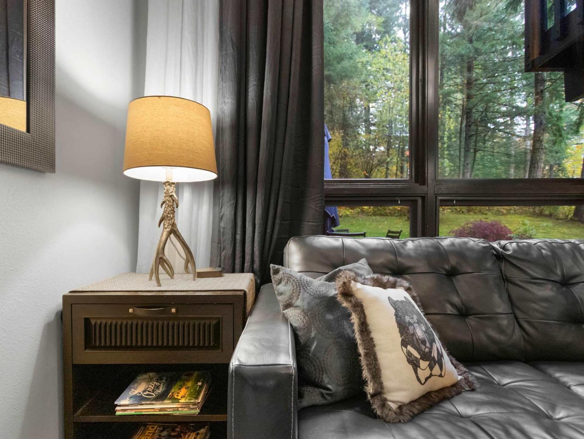 Lolowood Chalet - Modern cozy nature retreat dog friendly