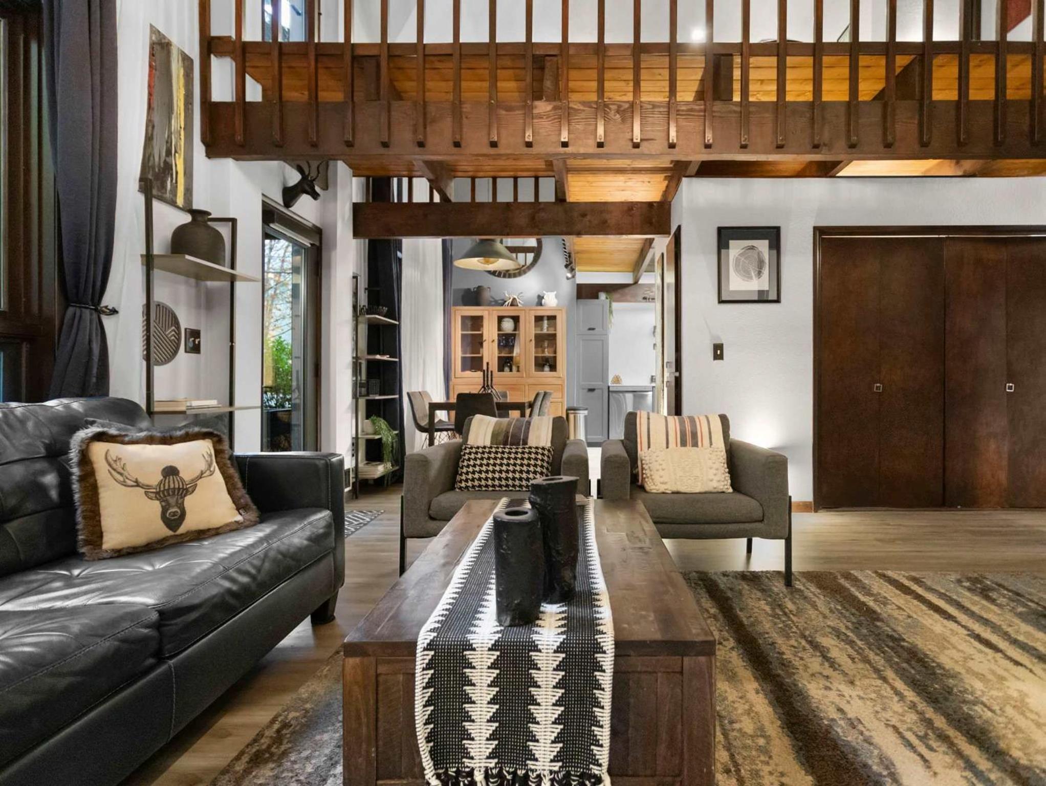 Lolowood Chalet - Modern cozy nature retreat dog friendly