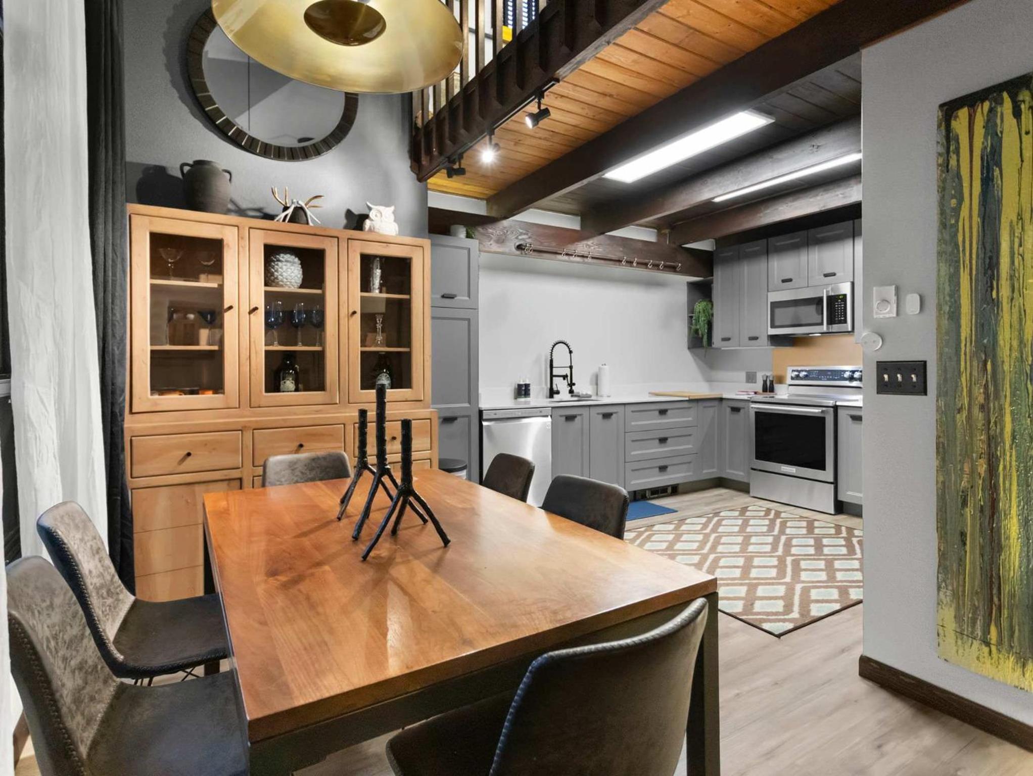 Lolowood Chalet - Modern cozy nature retreat dog friendly