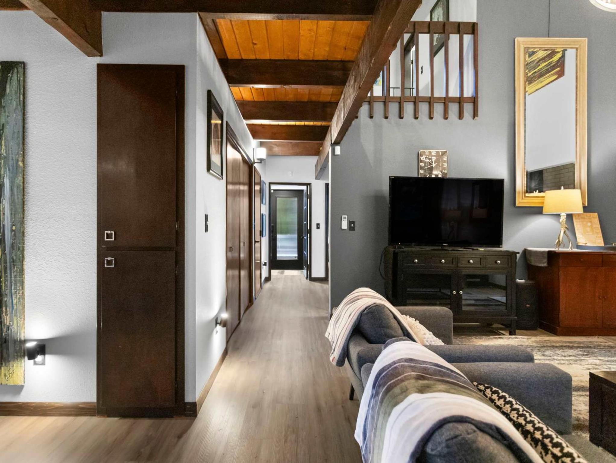 Lolowood Chalet - Modern cozy nature retreat dog friendly