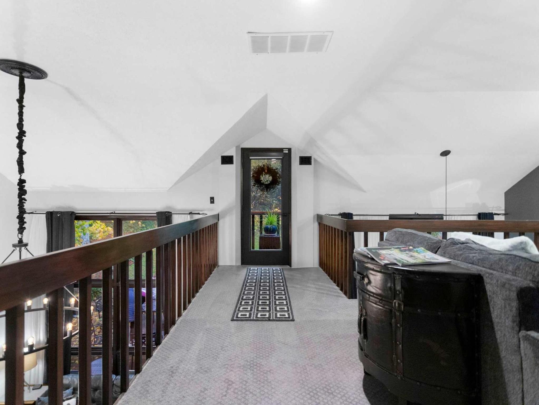 Lolowood Chalet - Modern cozy nature retreat dog friendly