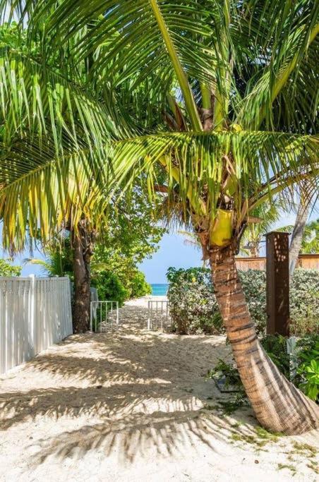 Beach Living at Island Pine Villas (BLJ) view 4