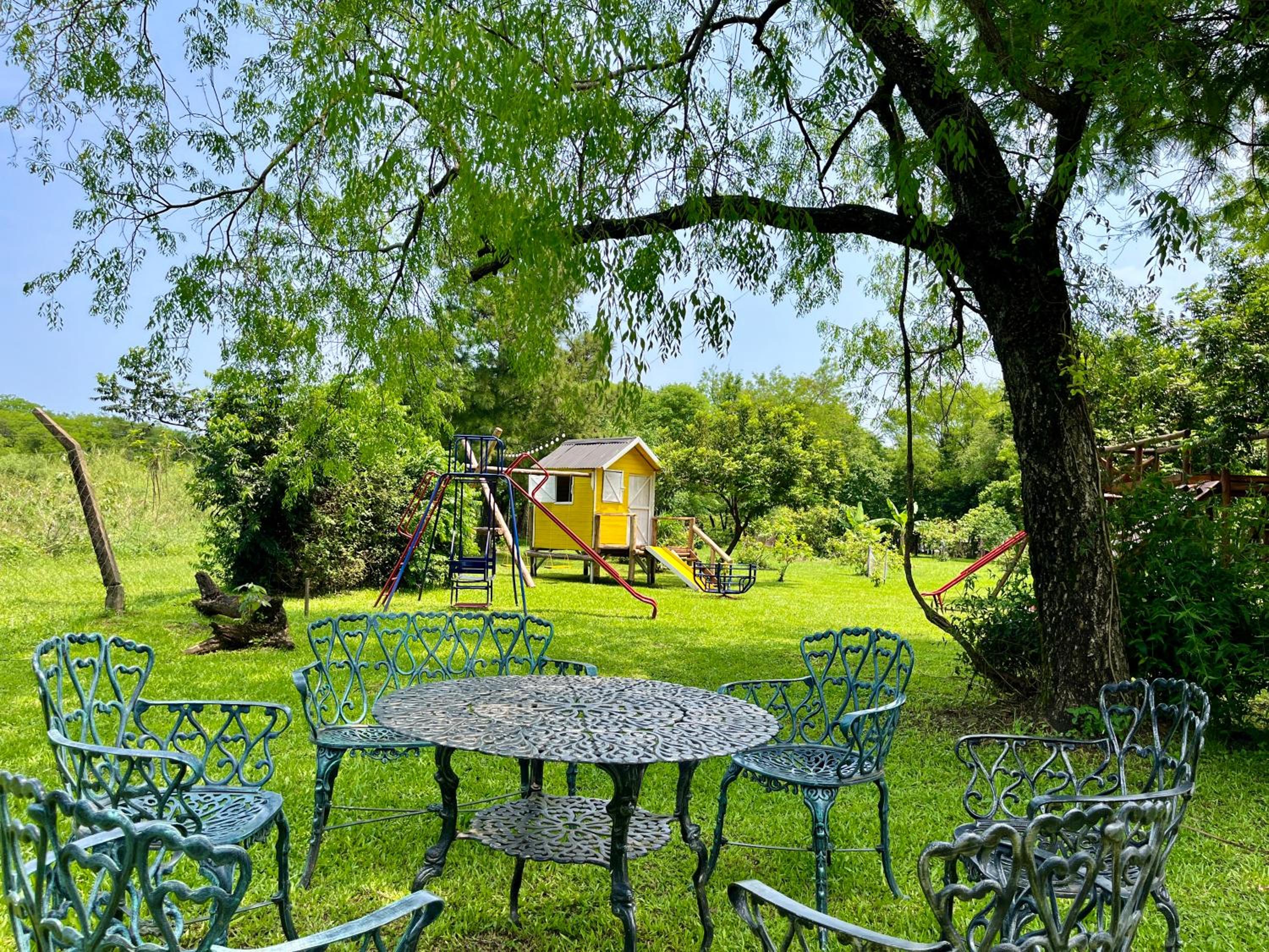 Eco Oasis Familiar - Armonia en la Naturaleza