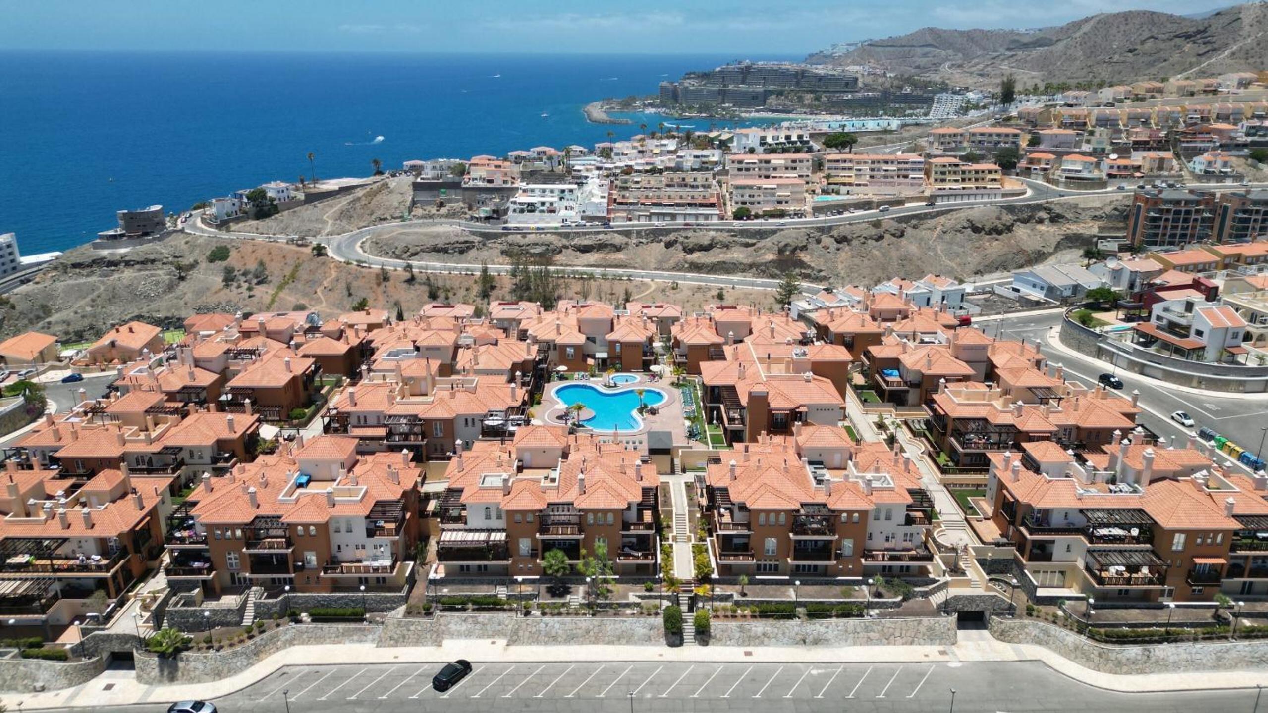 Selena Luxury Monte Carrera view 2