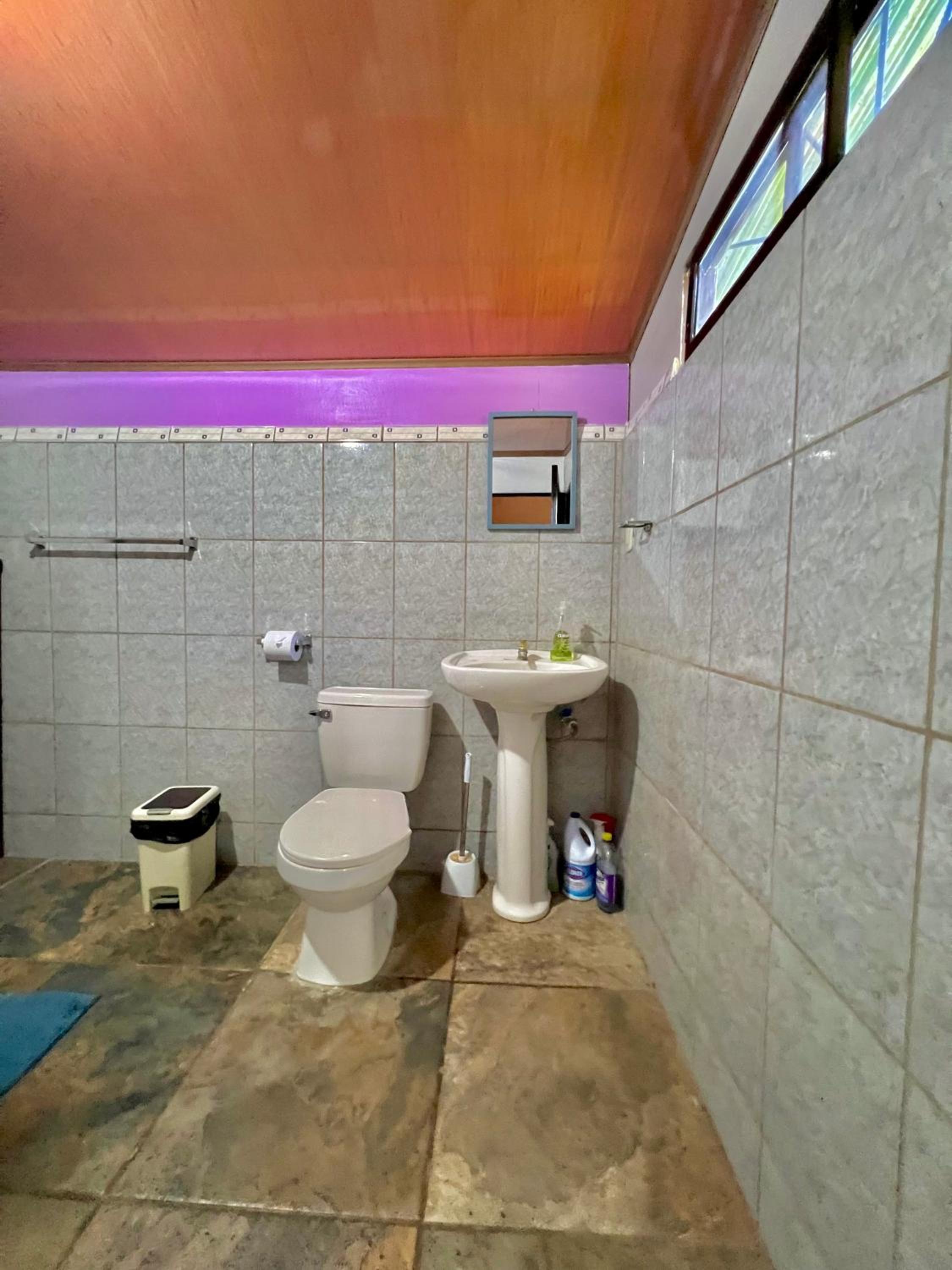 Casa Familiar Mono Congo