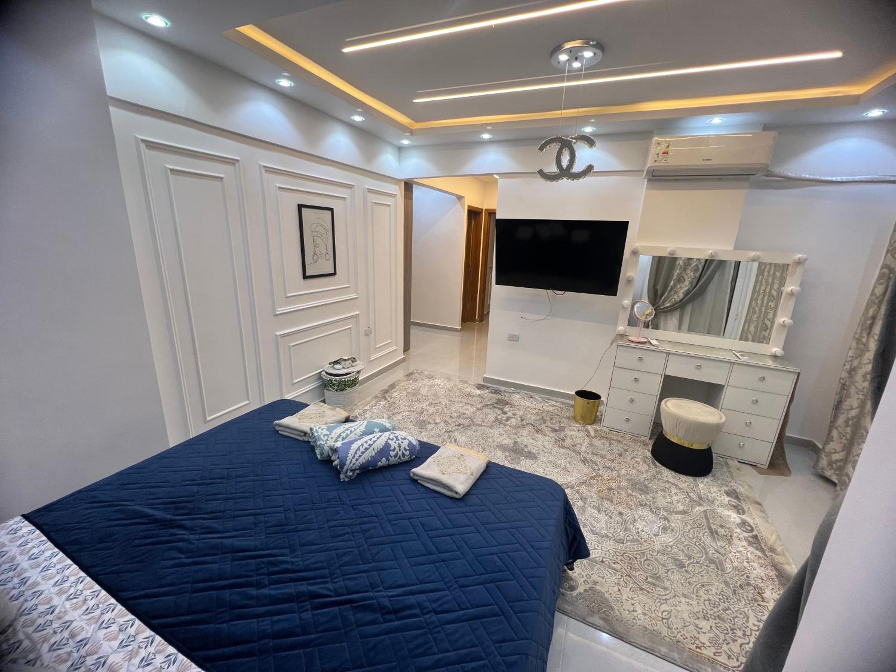 Pyramids Panorama Suites