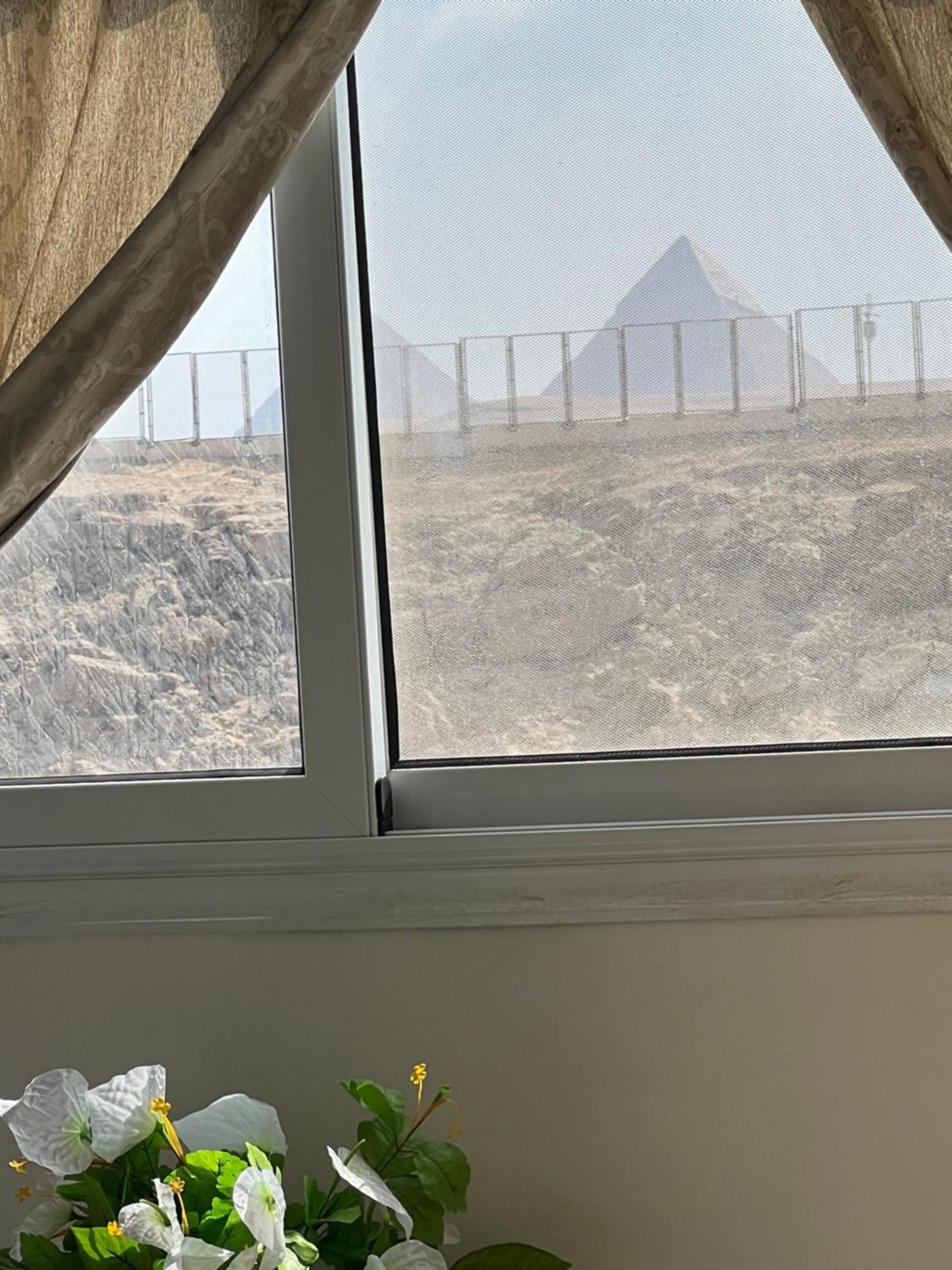 Pyramids Panorama Suites