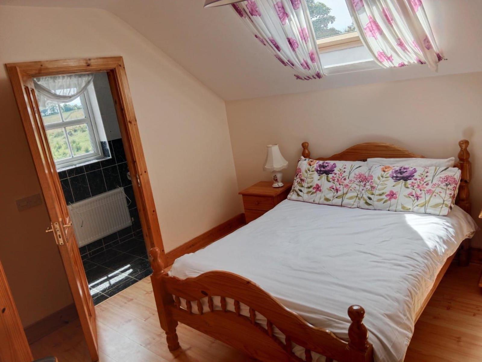 Letterkenny Vacations - Large house on the Wild Atlantic Way Donegal - Property Image 5