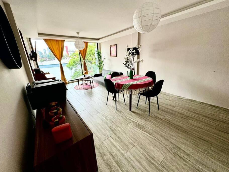 Moderno y acogedor departamento photo 3