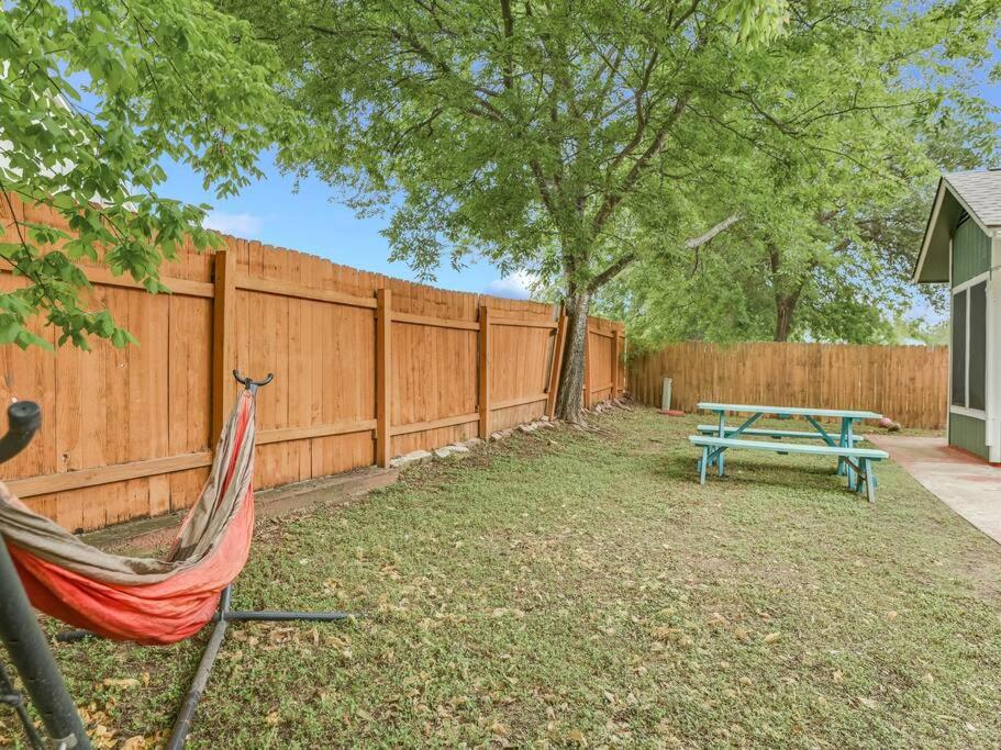 Great Home in Austin's Wells Branch Neighborhood! view 4