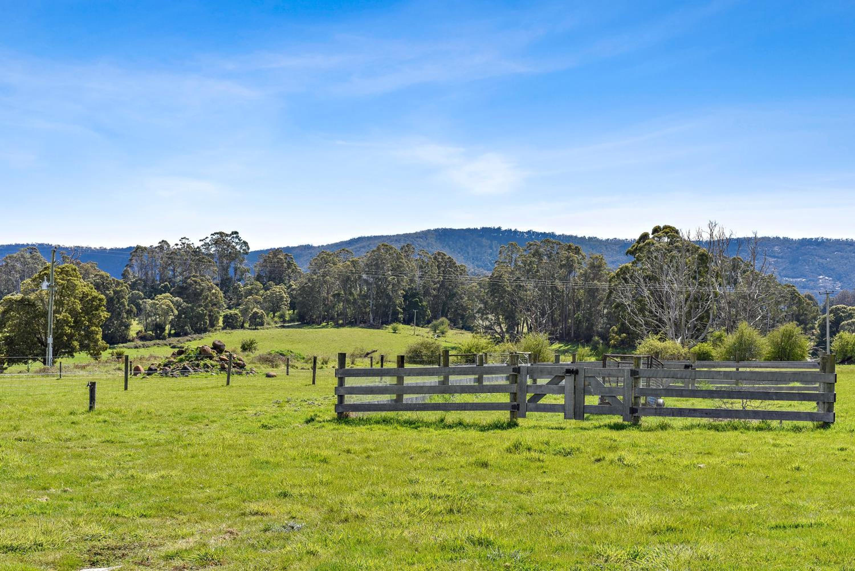 Wakefields - an enchanting mountain view cottage