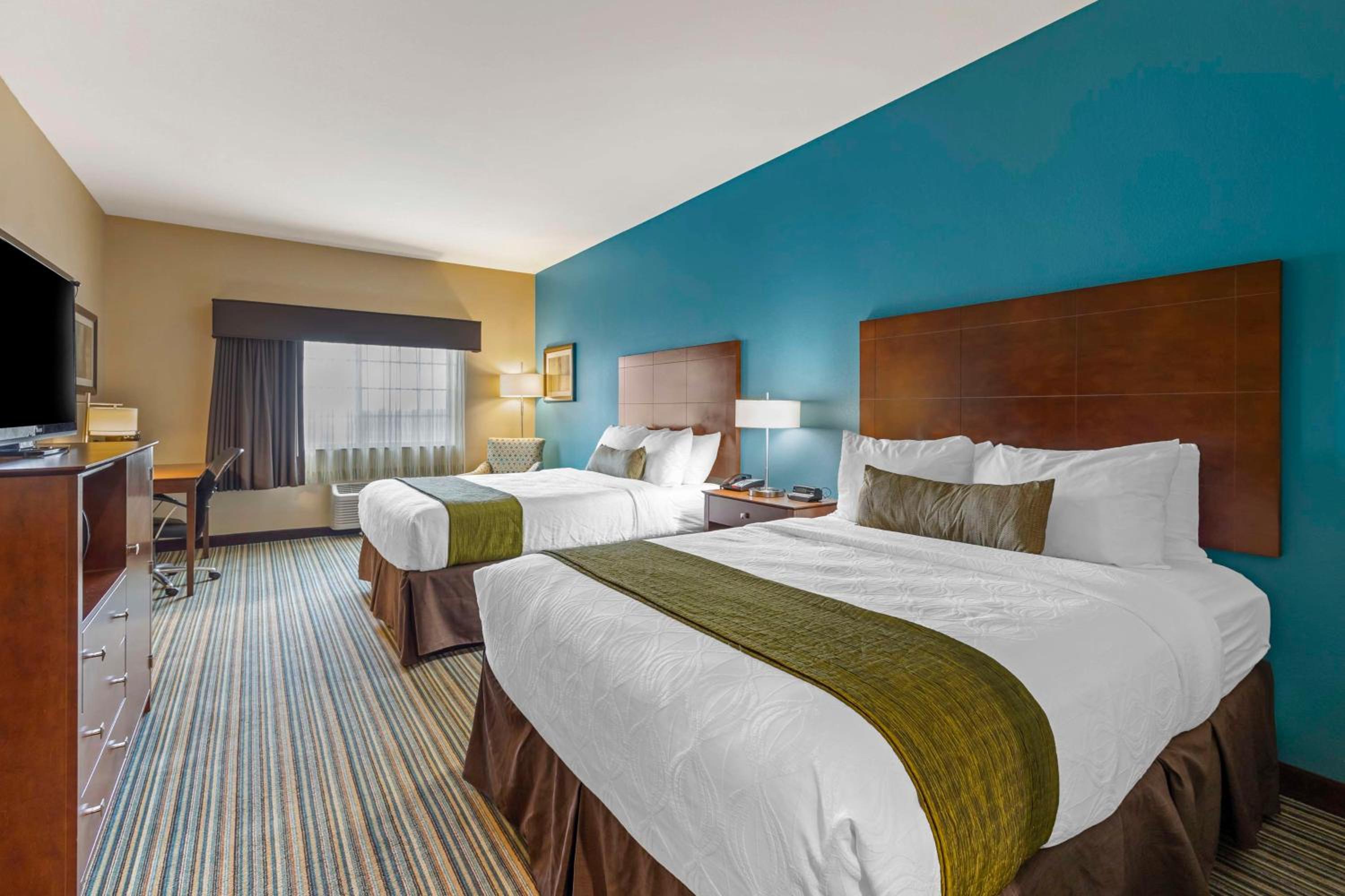 Best Western Plus Patterson Park Inn