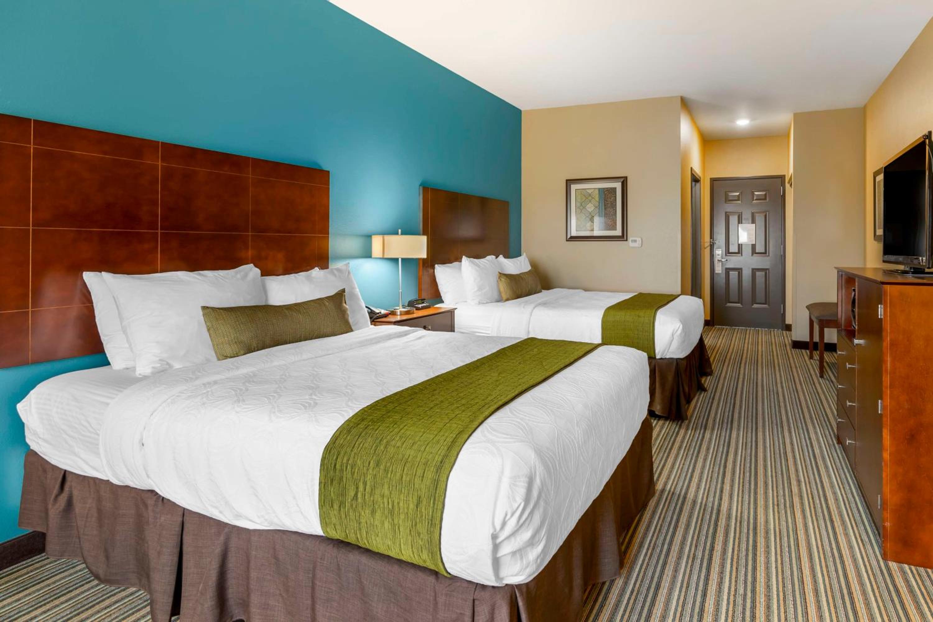 Best Western Plus Patterson Park Inn
