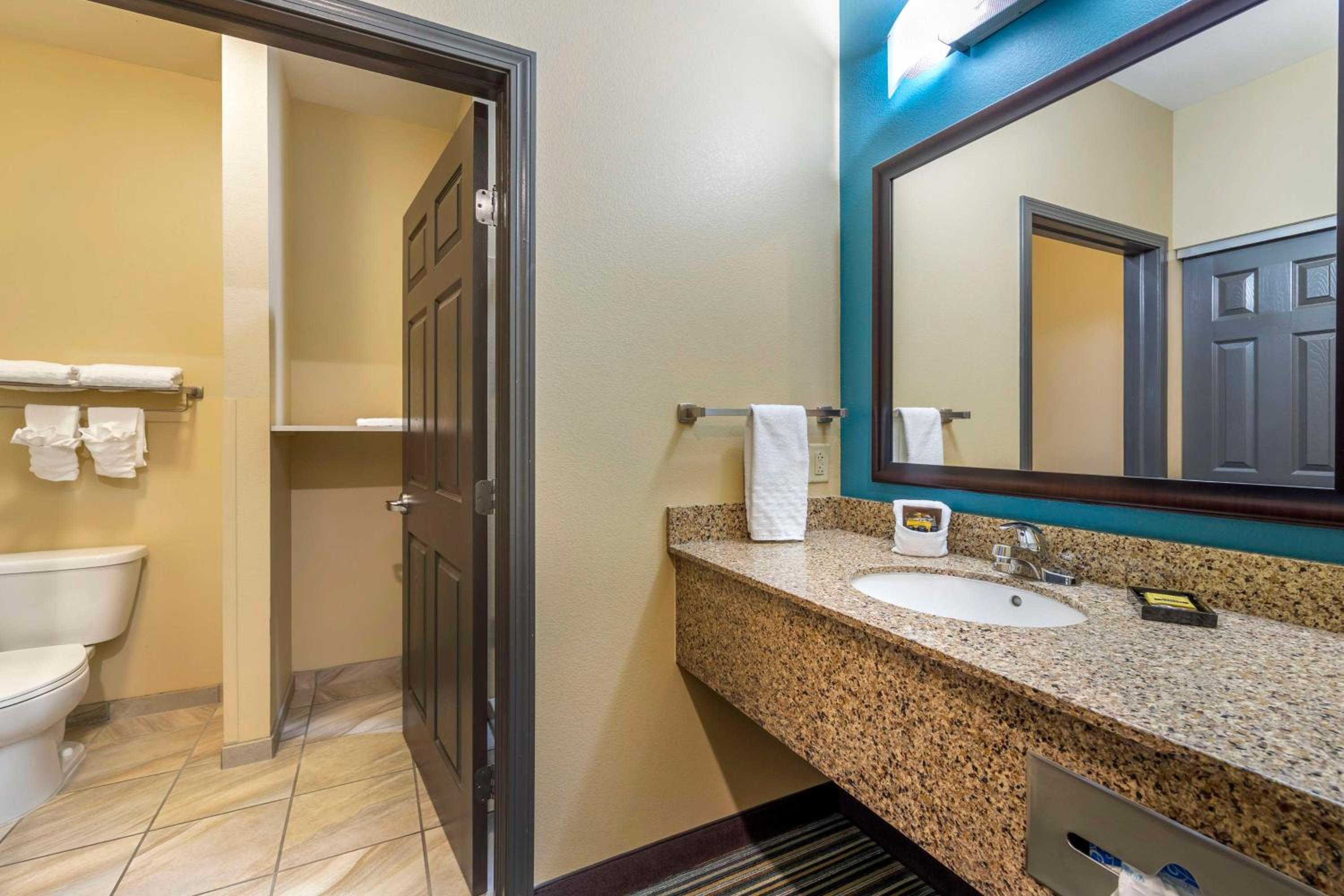 Best Western Plus Patterson Park Inn